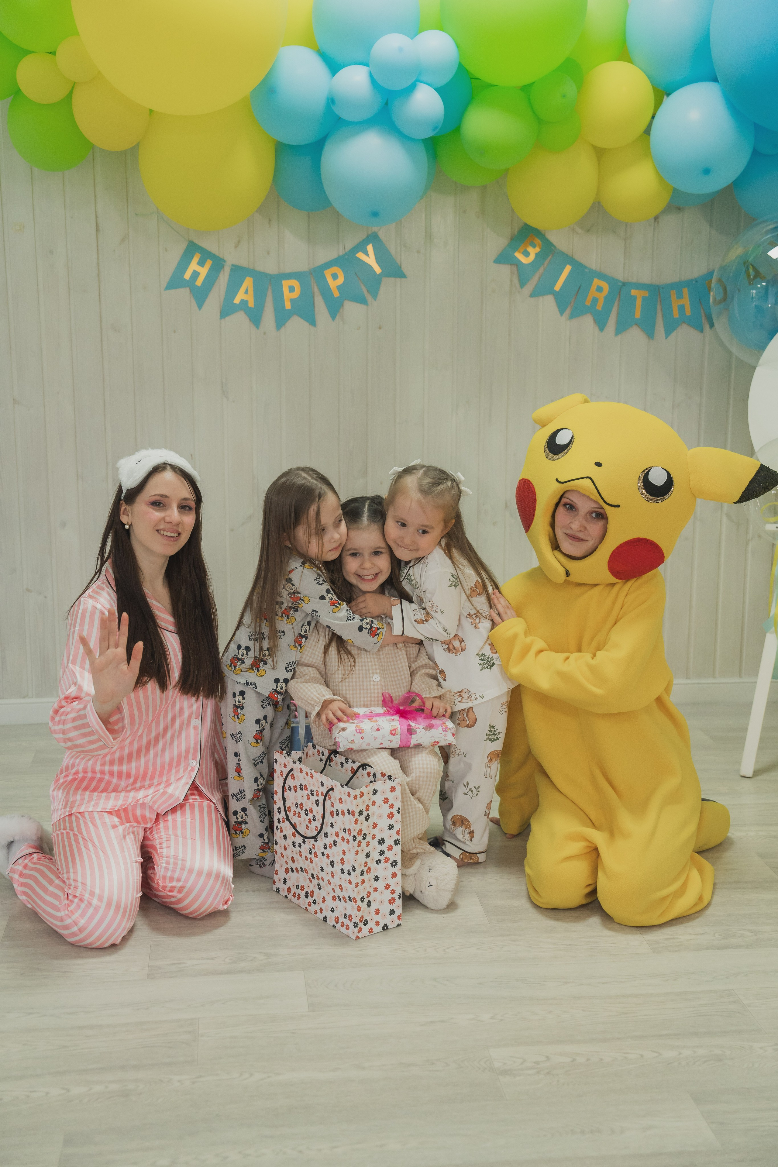 Детский день рождения в студии праздника. Семейный фотограф Екатеринбург Татьяна Девятых