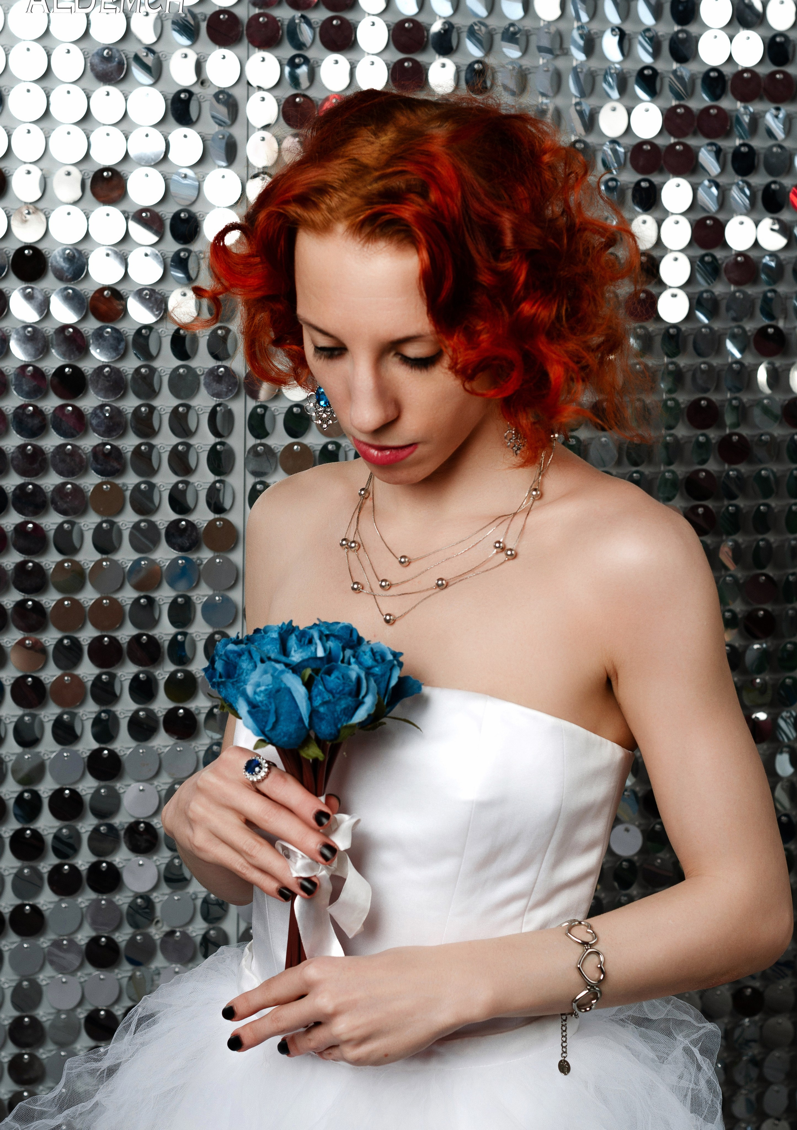 Свадебные фотосессии в студии и на улице