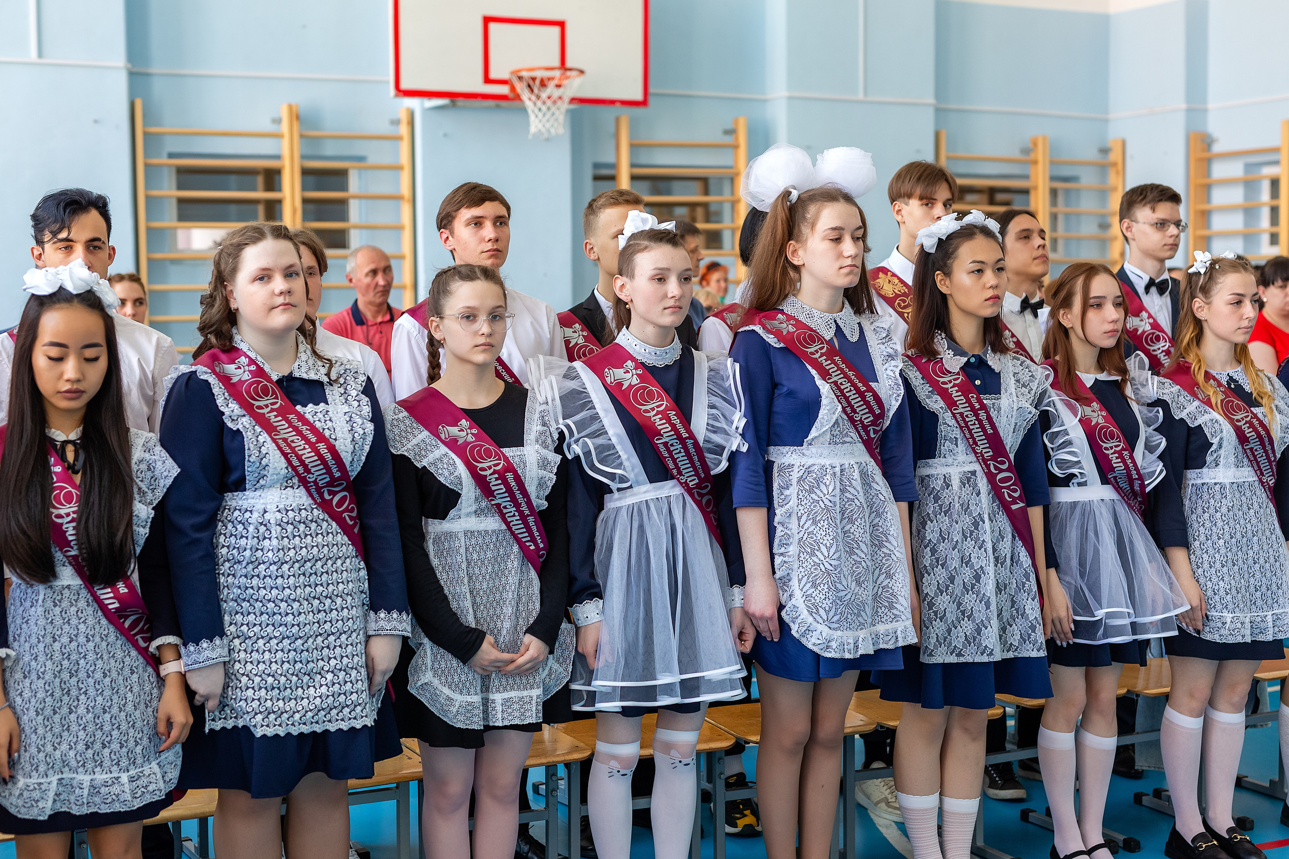 Последний звонок 1школа. Стильный выпускной альбом Владивосток фотограф Вероника Мигачева