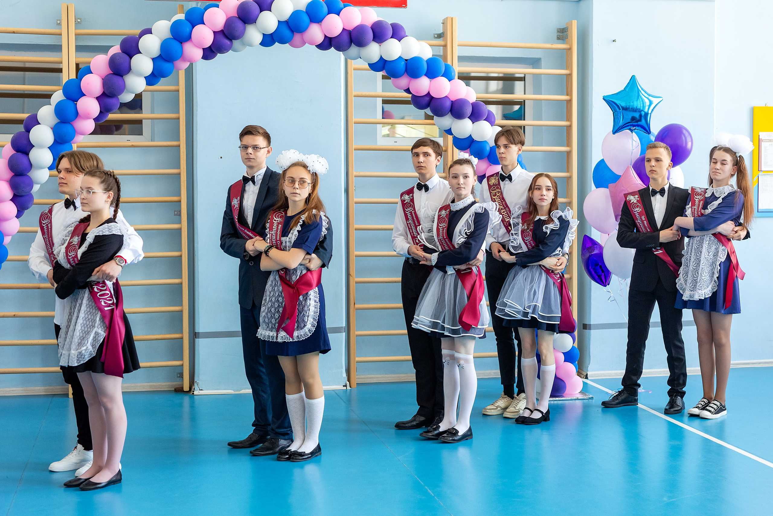 Последний звонок 1школа. Стильный выпускной альбом Владивосток фотограф Вероника Мигачева