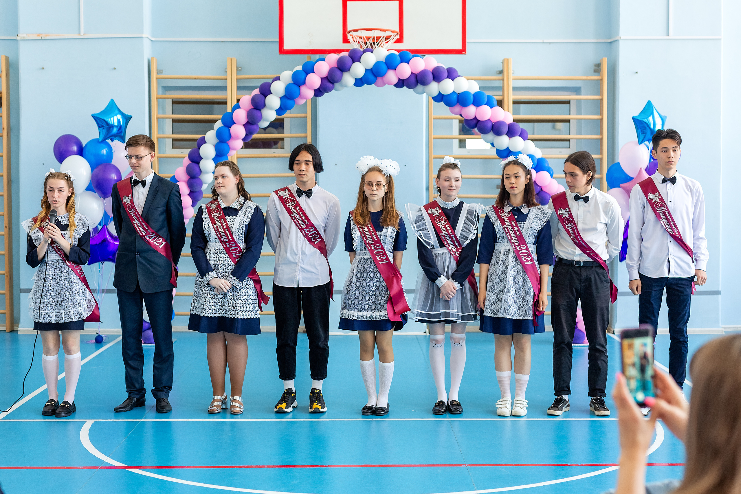 Последний звонок 1школа. Стильный выпускной альбом Владивосток фотограф Вероника Мигачева