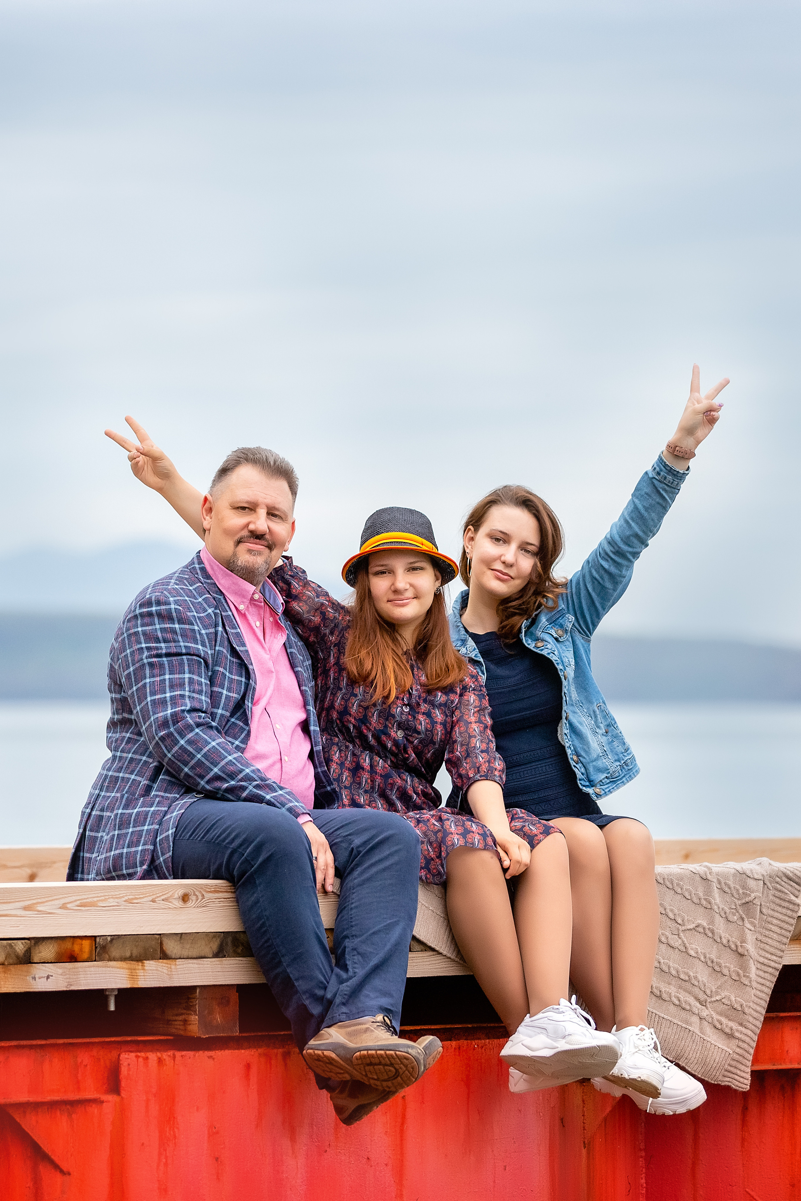 Семейная прогулка. БО «Маяк». Стильный выпускной альбом Владивосток фотограф Вероника Мигачева