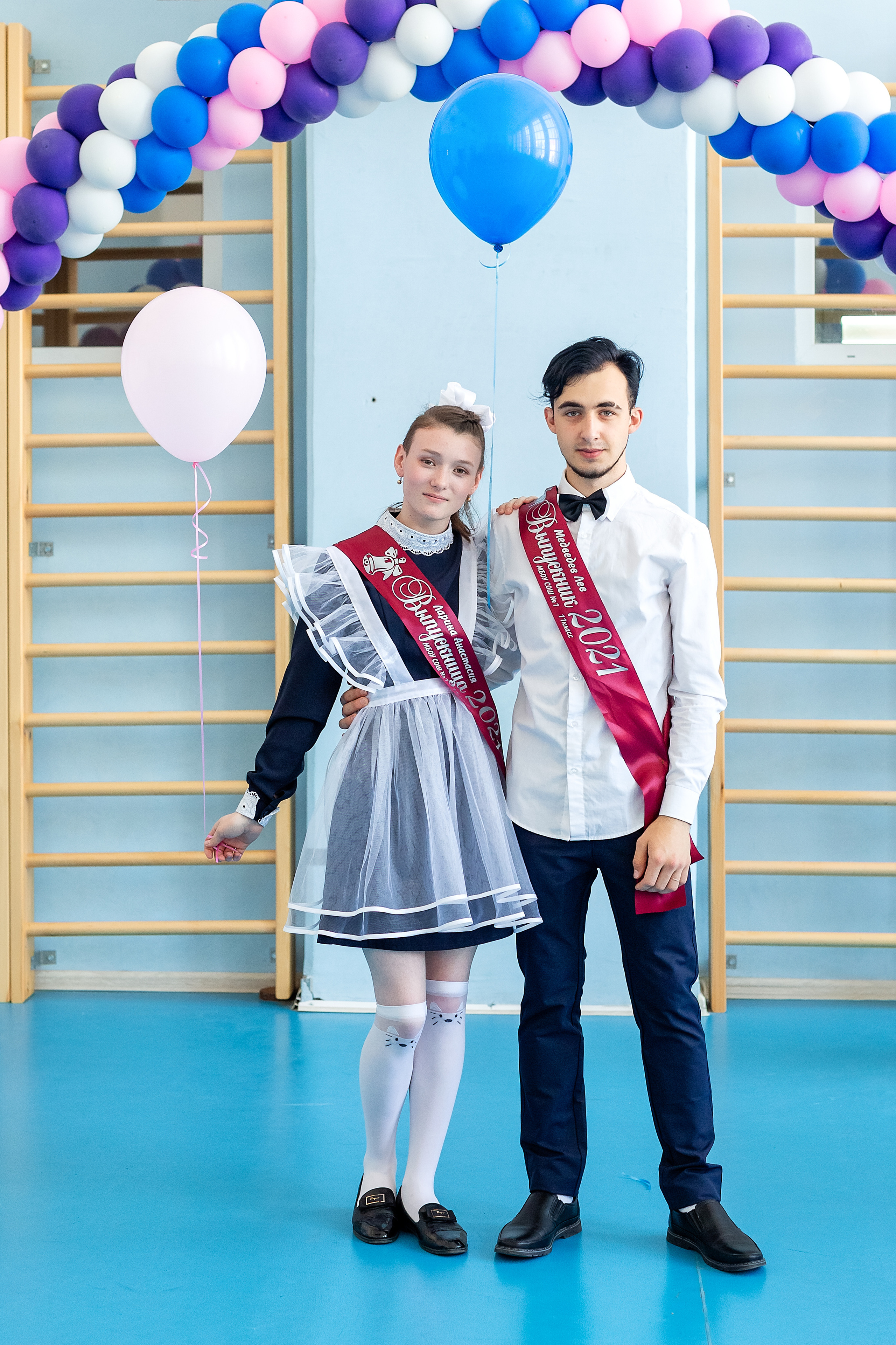 Последний звонок 1школа. Стильный выпускной альбом Владивосток фотограф Вероника Мигачева