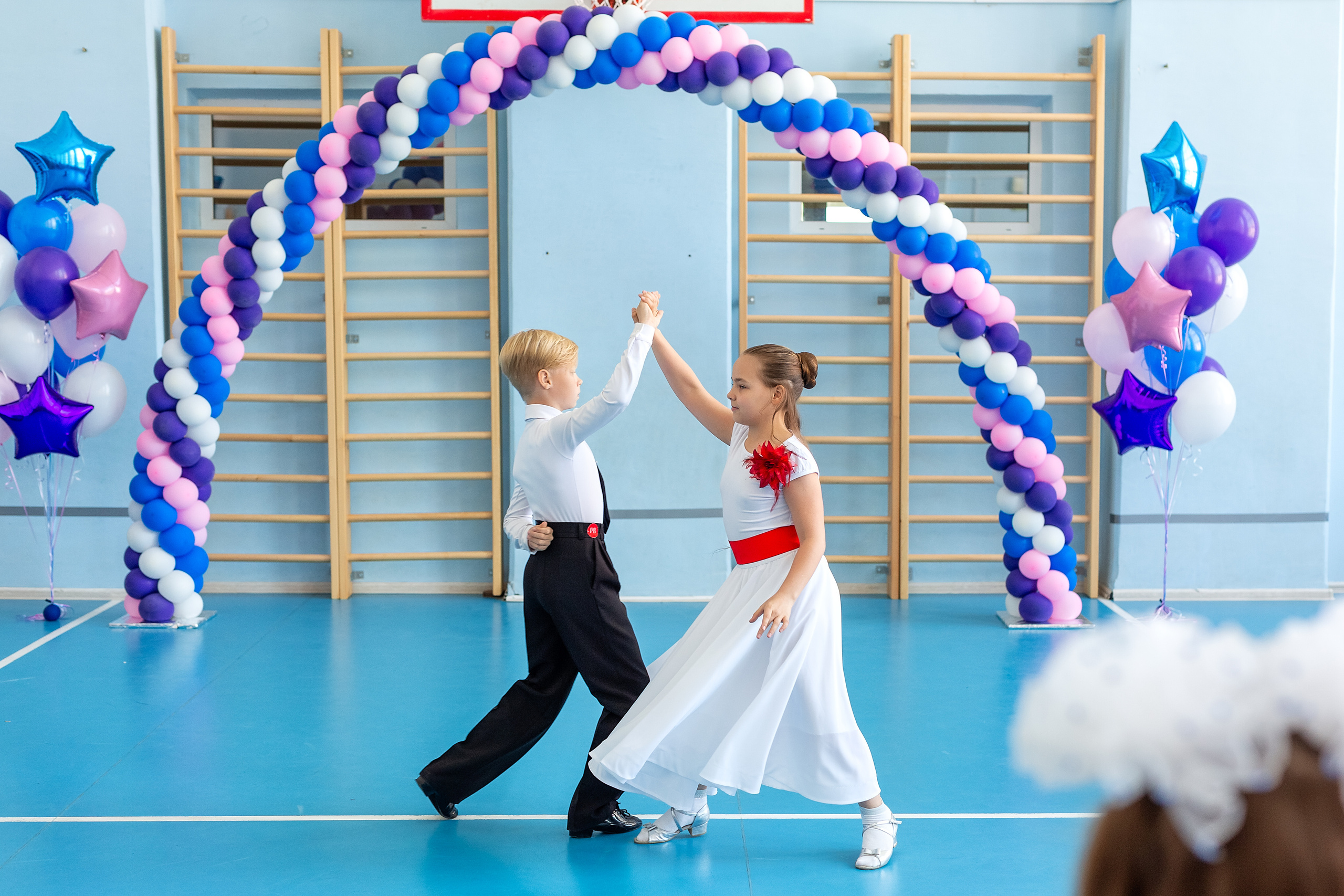 Последний звонок 1школа. Стильный выпускной альбом Владивосток фотограф Вероника Мигачева