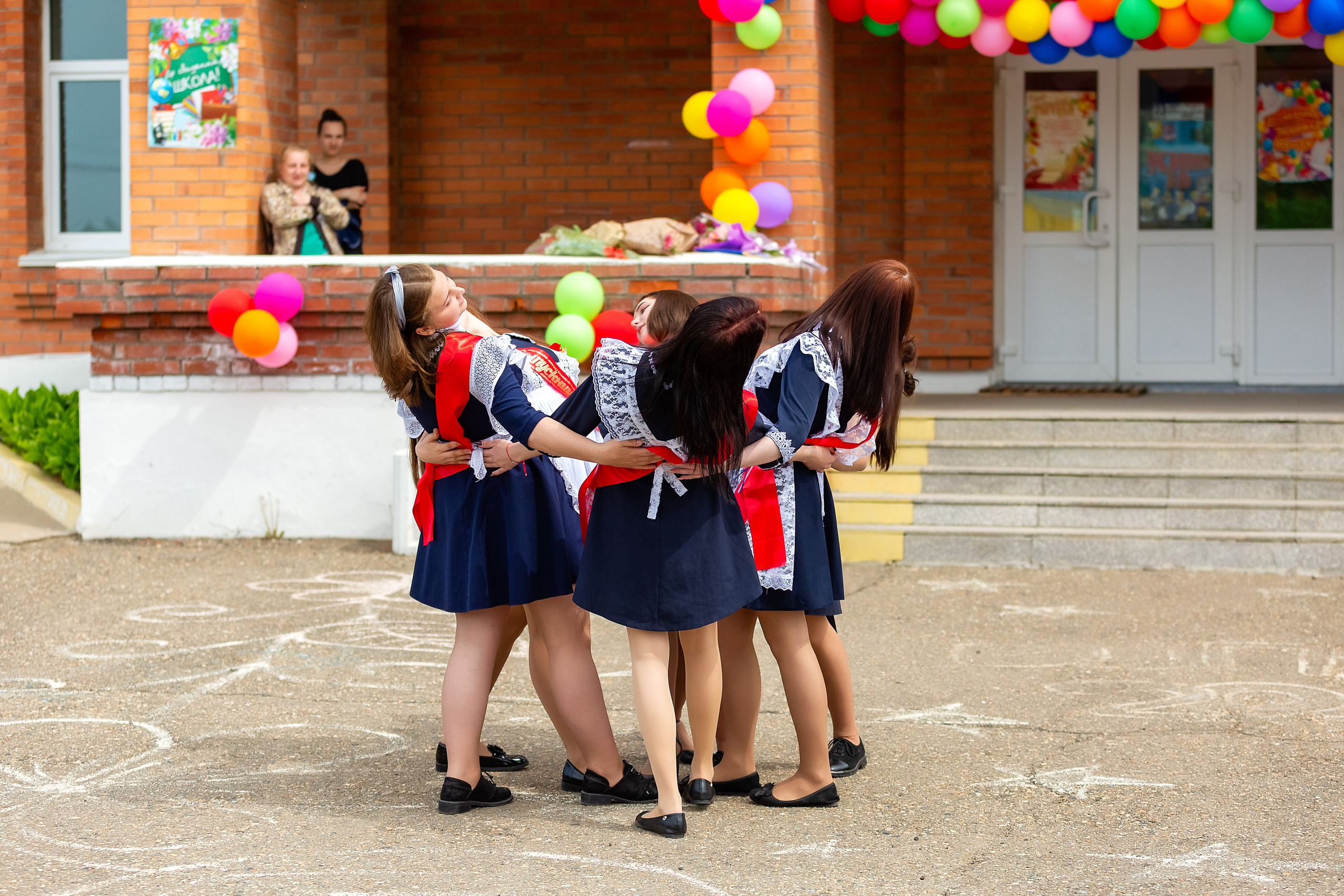 Последний звонок. с. Многоудобное. Стильный выпускной альбом Владивосток фотограф Вероника Мигачева