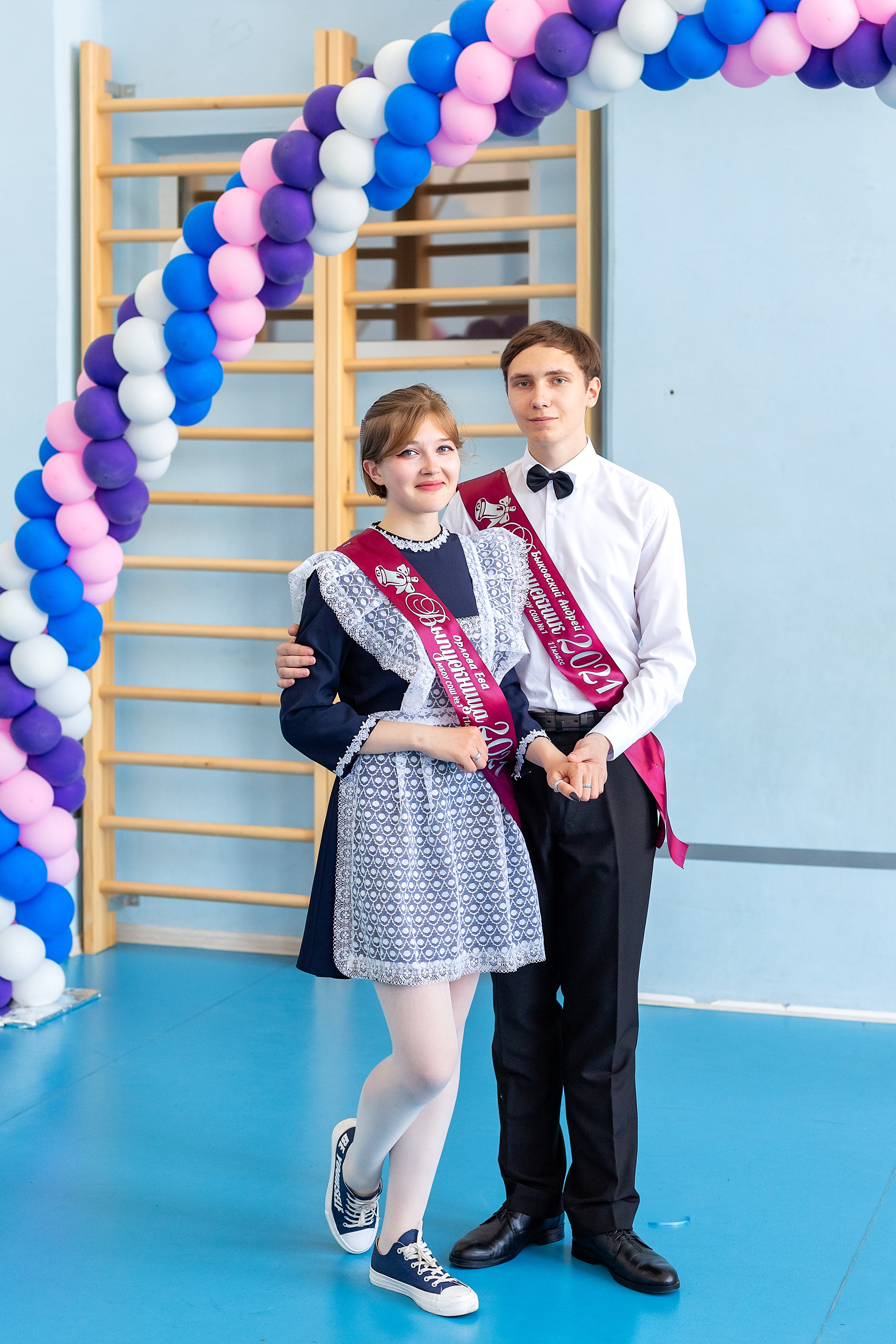 Последний звонок 1школа. Стильный выпускной альбом Владивосток фотограф Вероника Мигачева