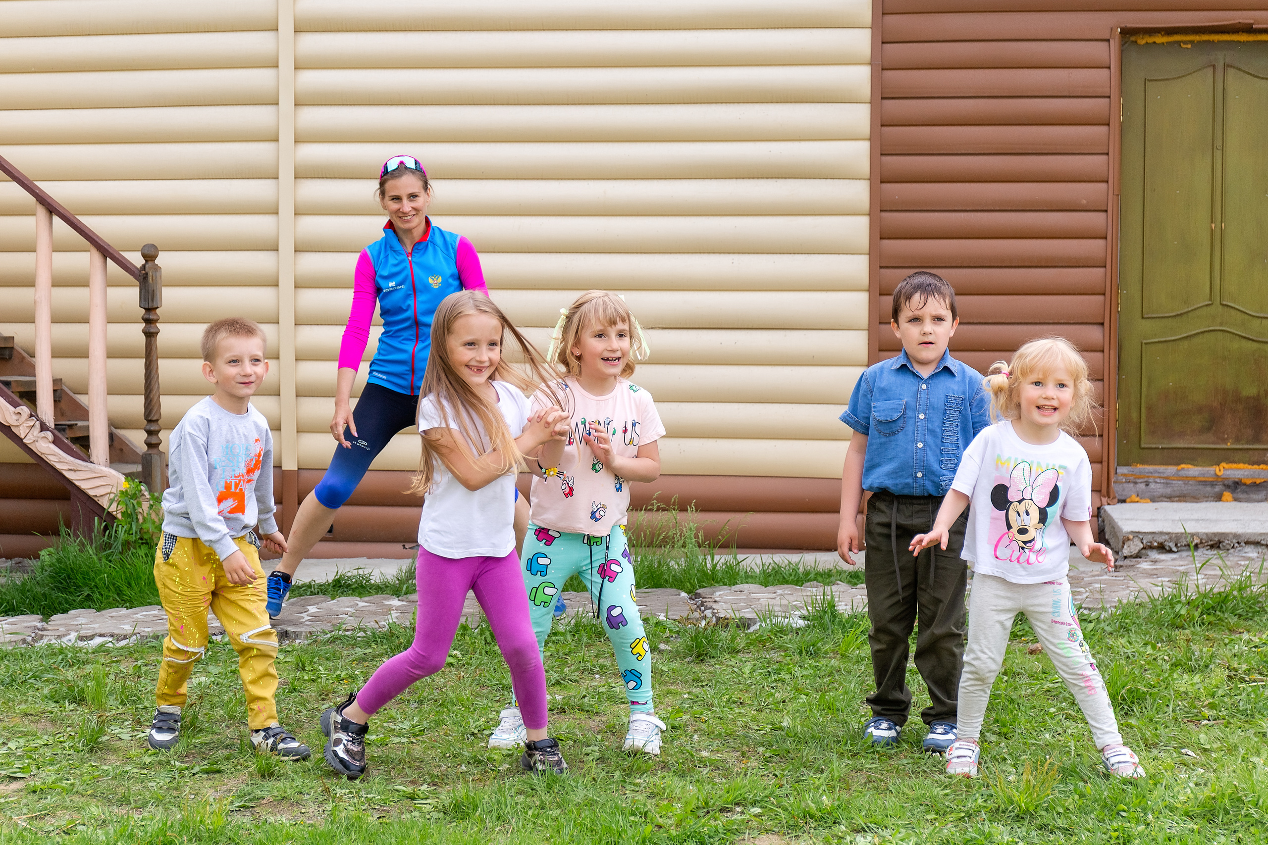 Ксюше 7 лет. БО " У дяди Фёдора». Стильный выпускной альбом Владивосток фотограф Вероника Мигачева