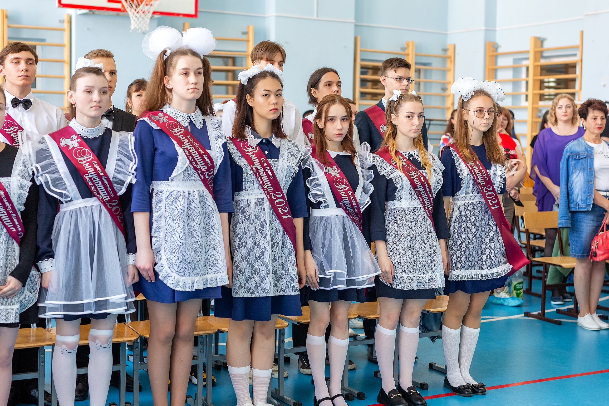 Последний звонок 1школа. Стильный выпускной альбом Владивосток фотограф Вероника Мигачева