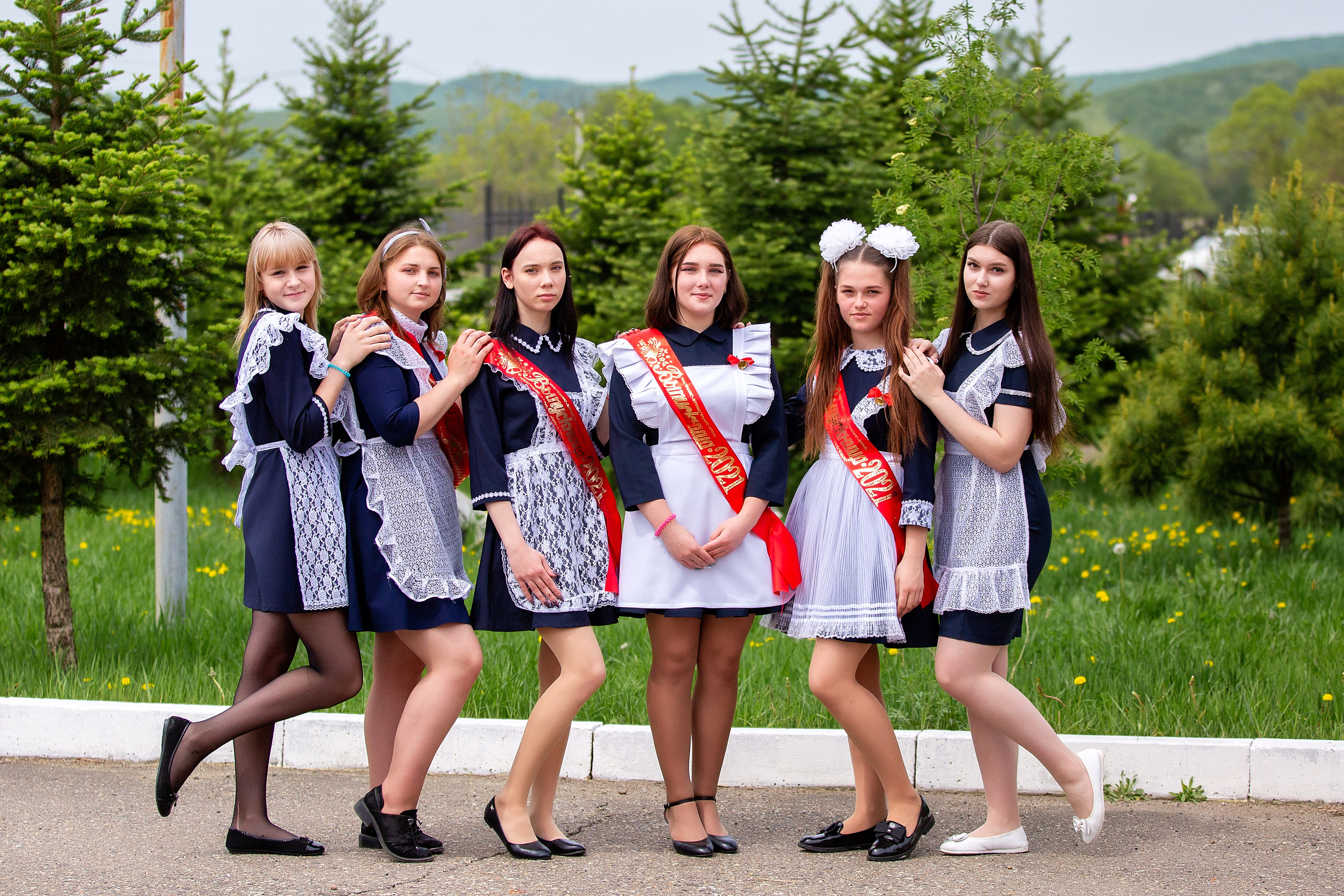 Последний звонок. с. Многоудобное. Стильный выпускной альбом Владивосток фотограф Вероника Мигачева