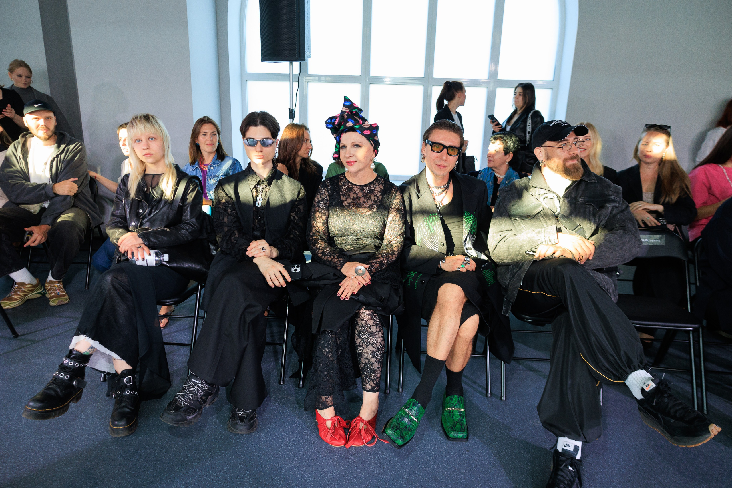 Фотограф для модного показа. Контент для бизнеса в Екатеринбурге Полдень Медиа