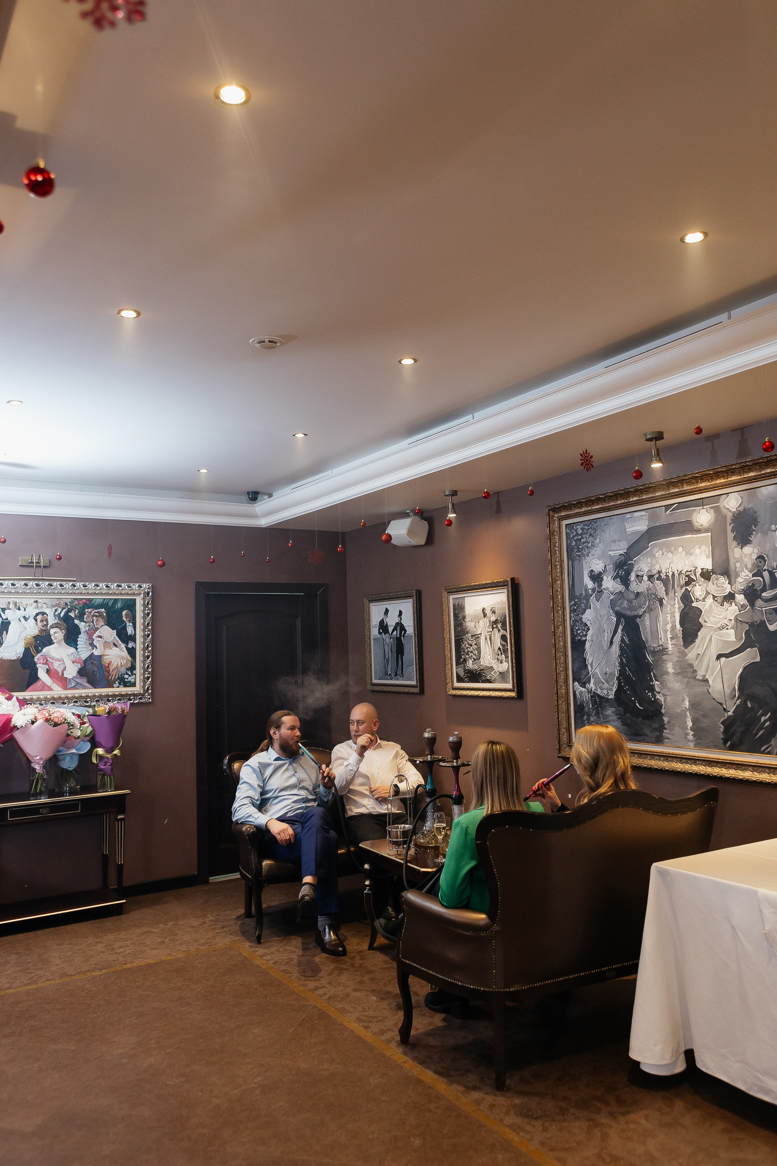 День рождения в кругу близких в ресторане Онегин. Свадебный фотограф в Нижнем Новгороде Генеральская Ира