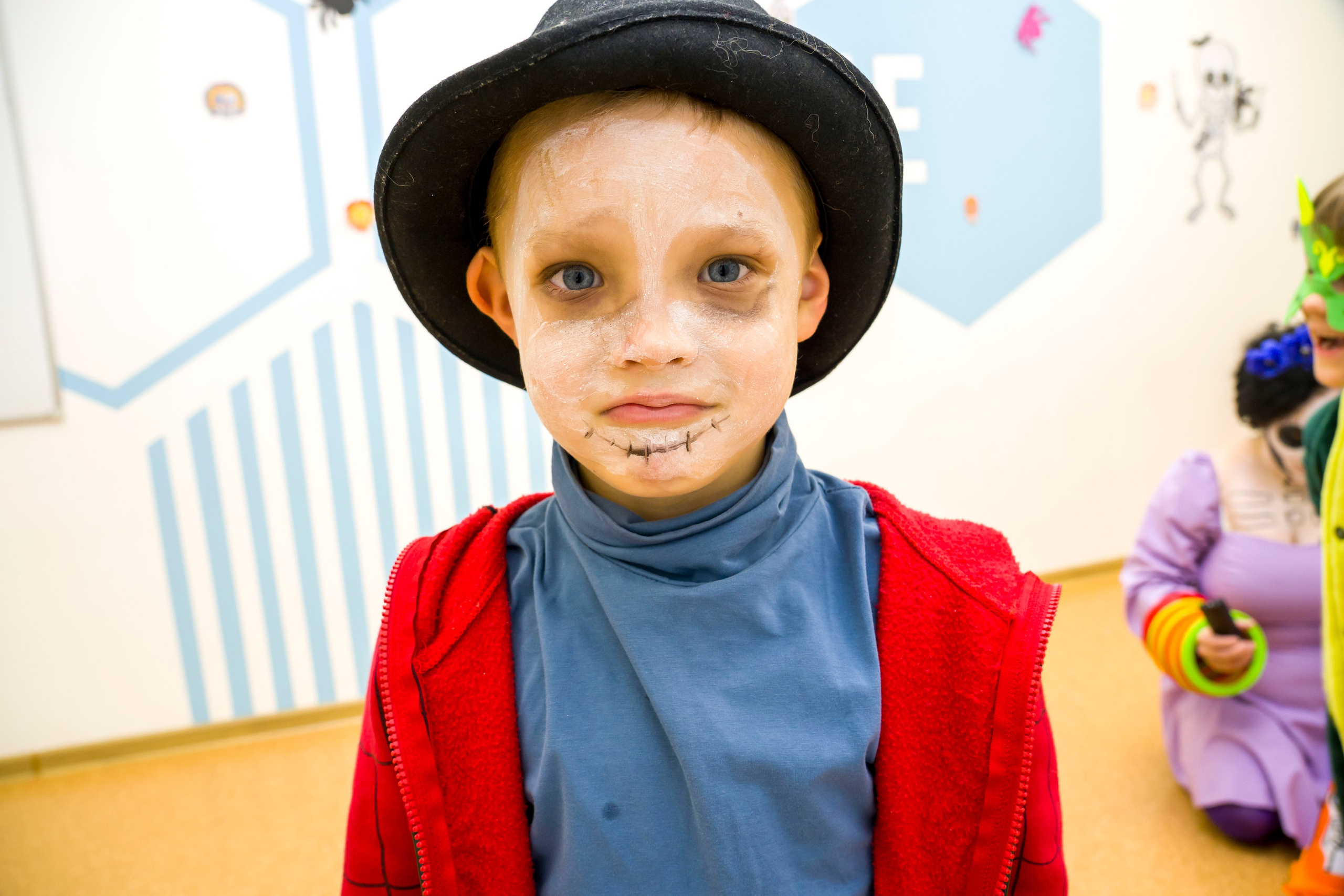 Репортаж детского праздника хеллоуин. Фотограф в Санкт-Петербурге. Репортажная и все съёмки для бизнеса