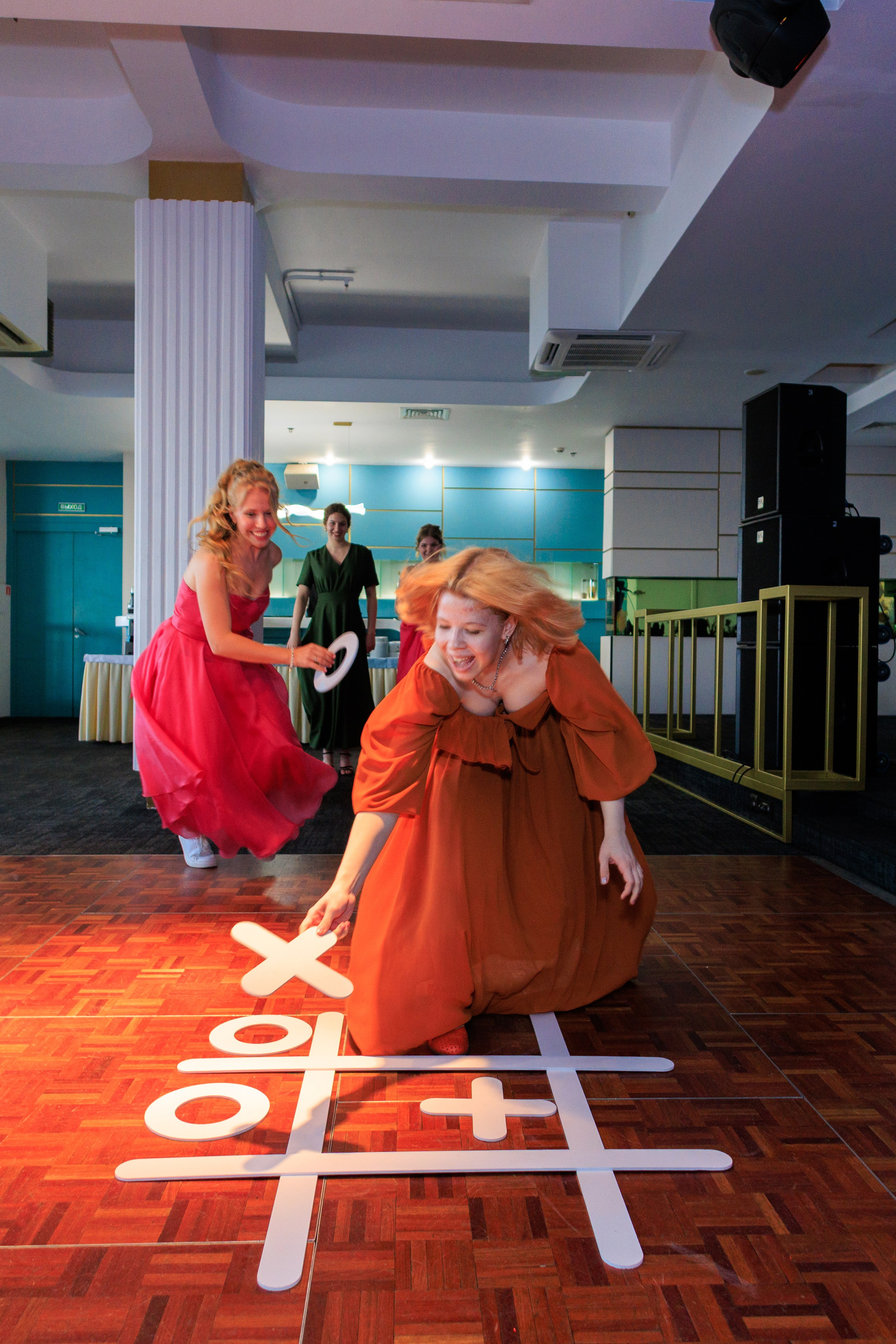 Выпускной лицея 244. Фотограф Александр Заломаев