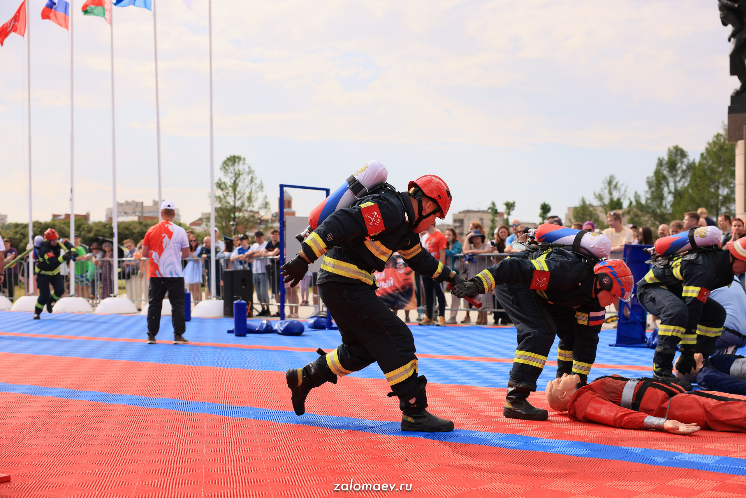 Сильнейший пожарный. Фотограф Александр Заломаев