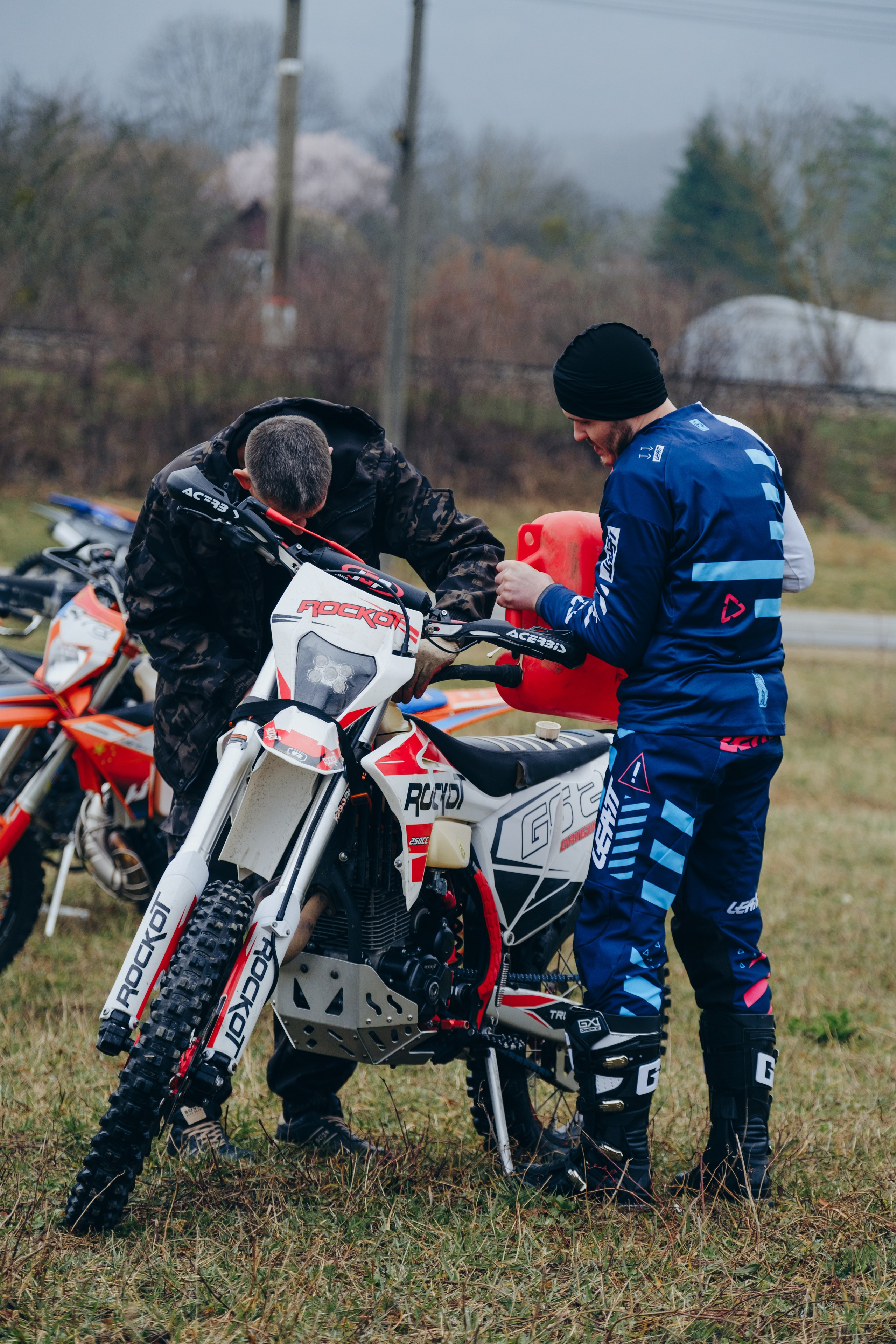 Эндуро Фест от Shamax Motors (Краснодар). Свадебный фотограф Денис Ожигин в Краснодаре и крае. Эмоциональная и стильная съемка вашего дня