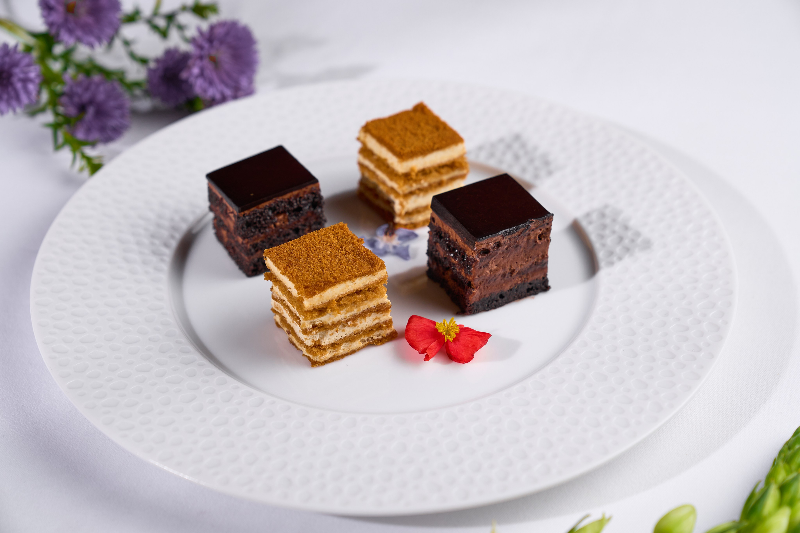 COSMOS ITALY — СЪЕМКА МЕНЮ