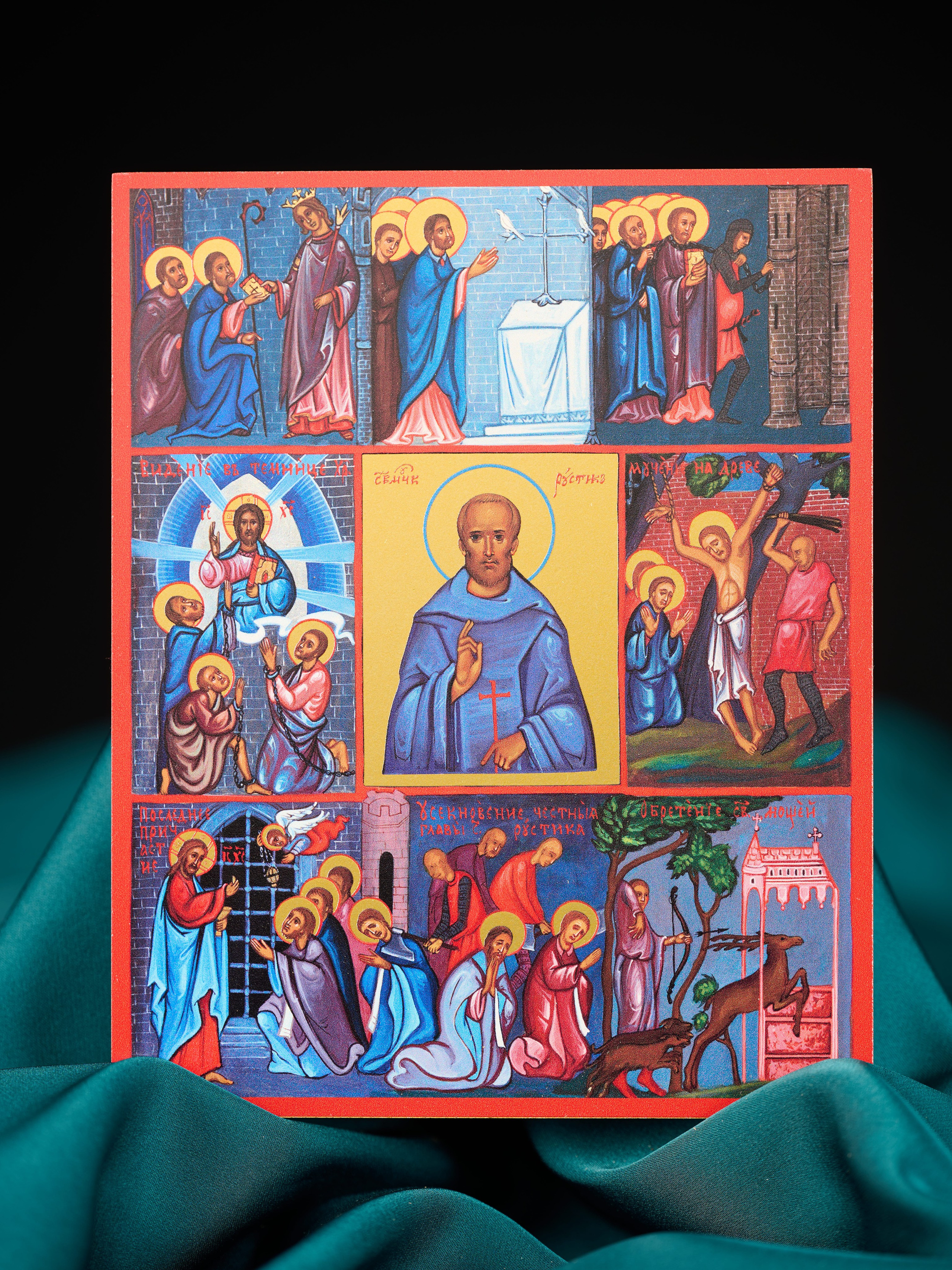 Иконы на досках