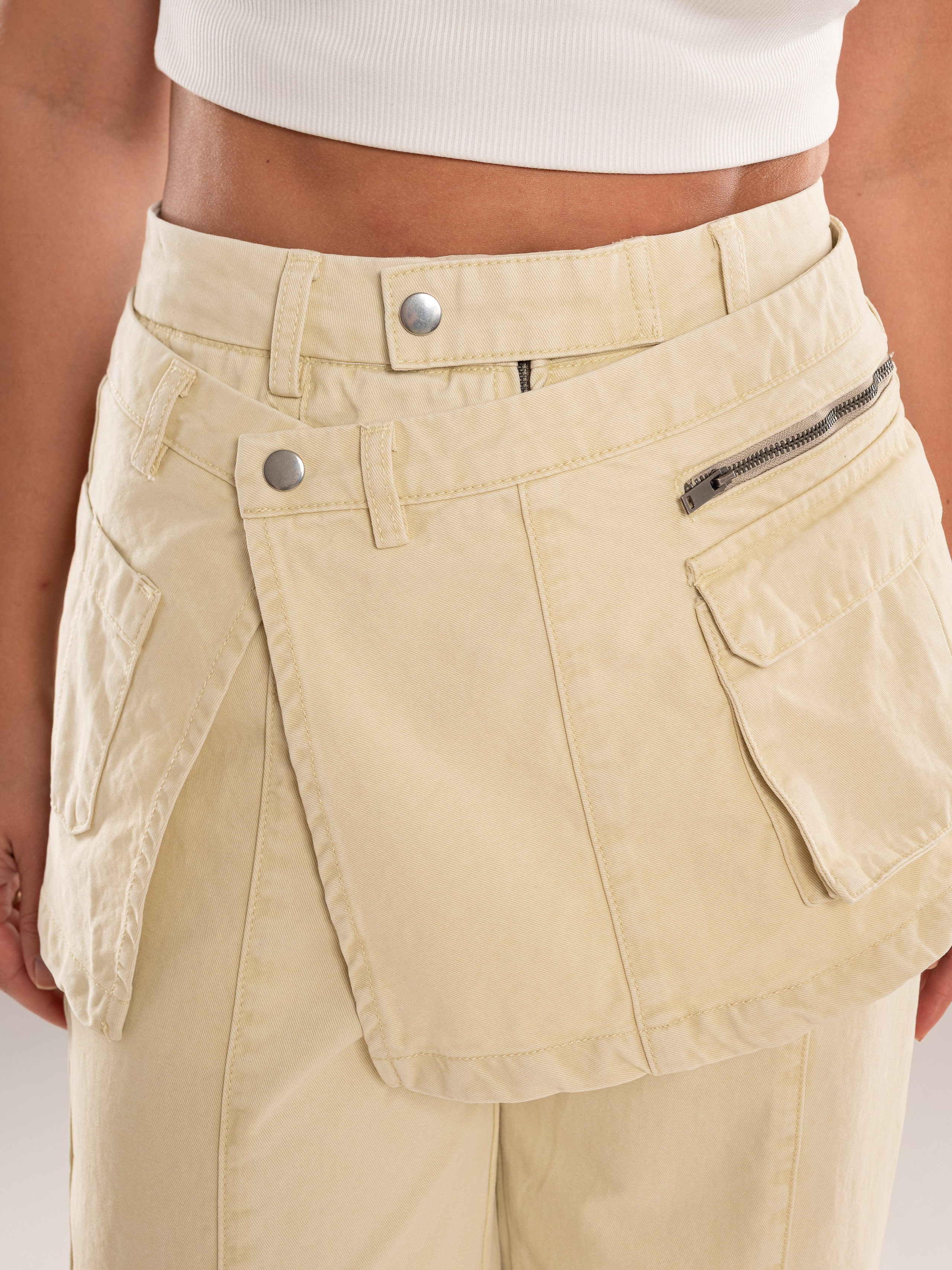 Джинсы. Предметный фотограф, фото для маркетплейсов Пятигорск, КМВ