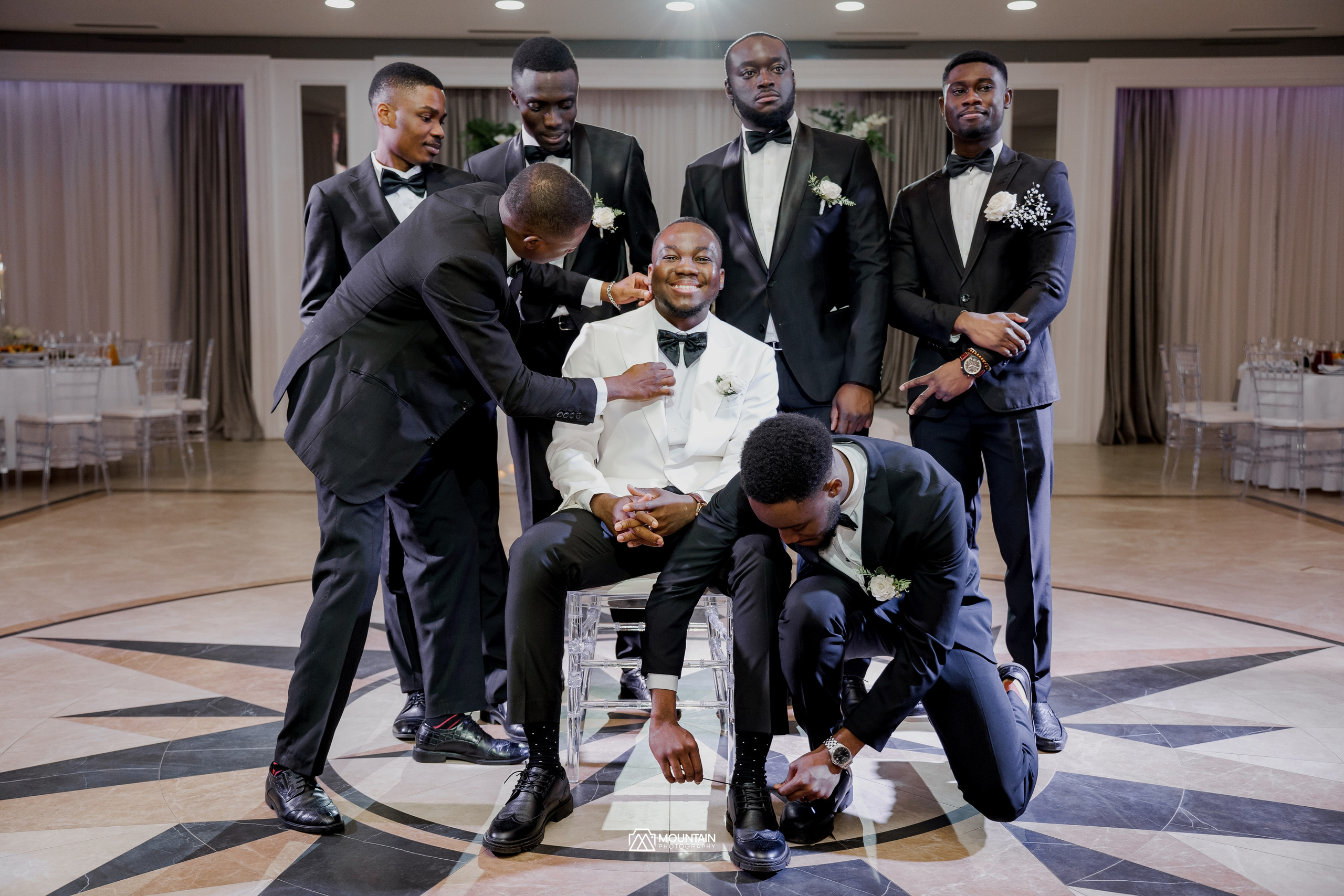 Cletus And Karabo. Я занимаюсь событийной, свадебной, товарной, студийной… фотографией