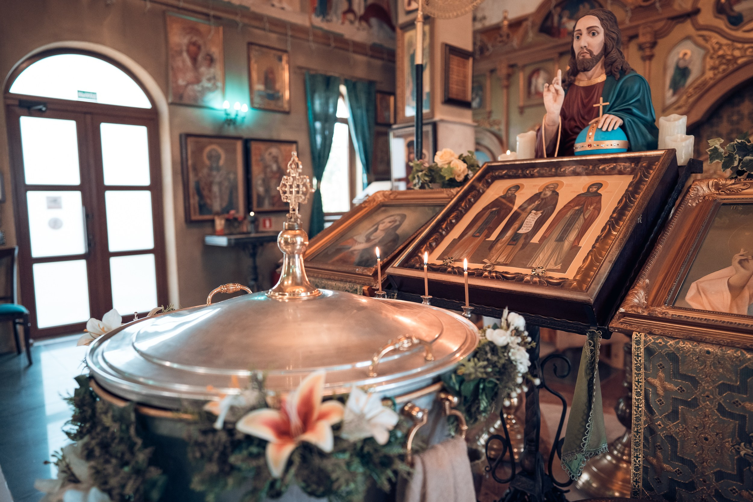 Крещение в храме Прп.Сергия Радонежского с. Орлиное. Церковный фотограф Севастополь