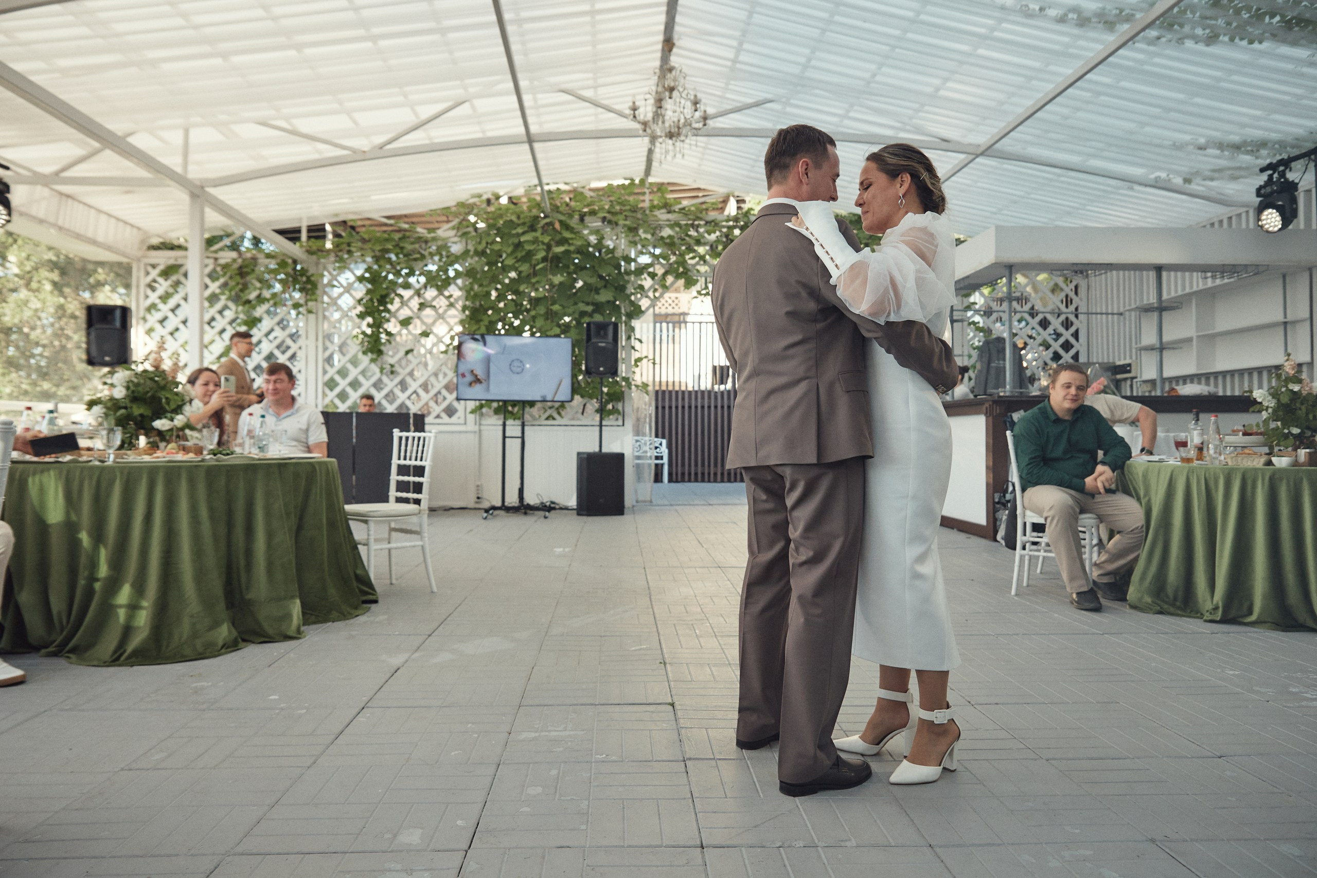 Счастье здесь. Свадебный фотограф Антон Артюшин. Работаю в Нижнем Новгороде и Москве