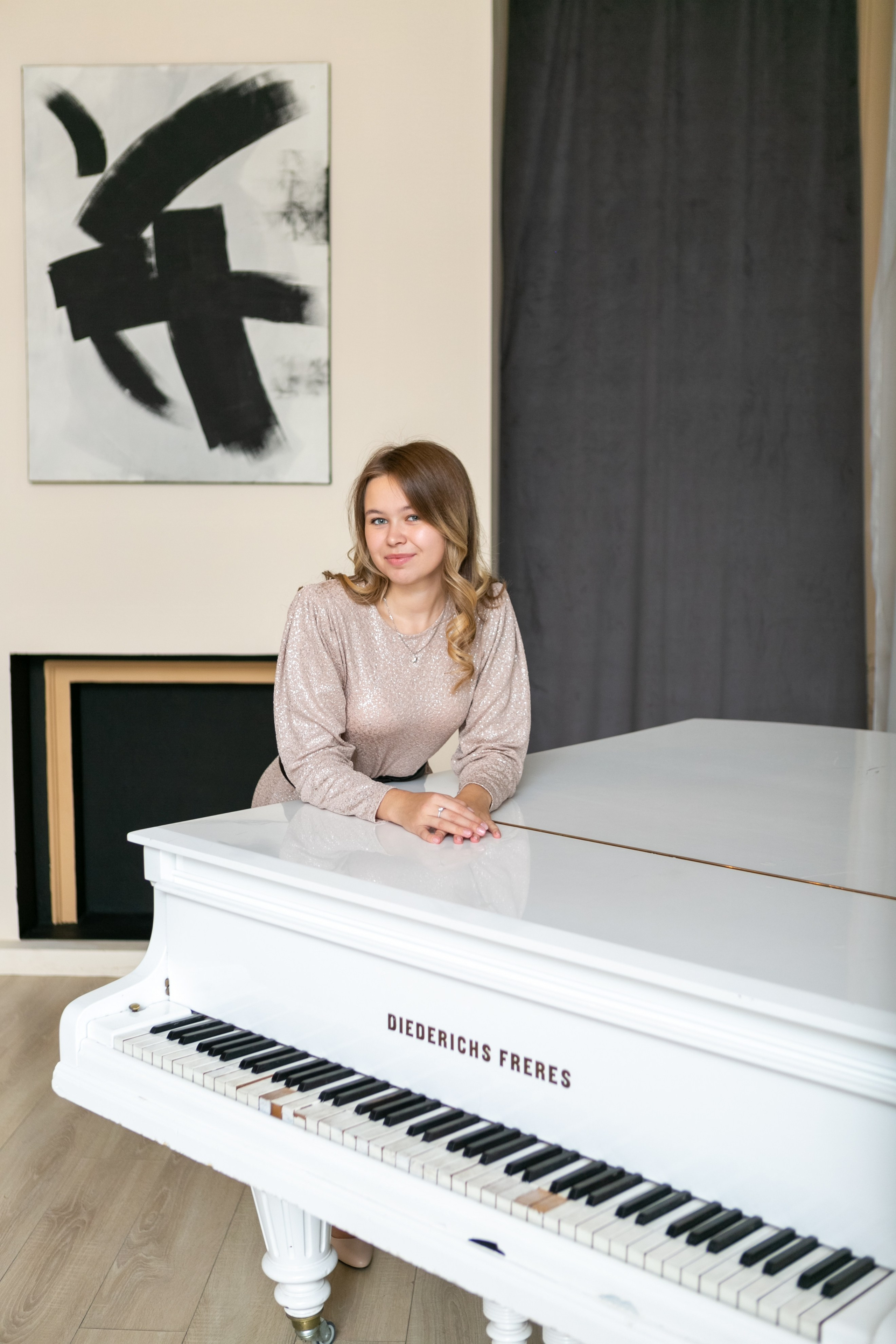 Студия «Фотомания» зал Роял. Выпускные альбомы Воронеж от Веры Соколовой