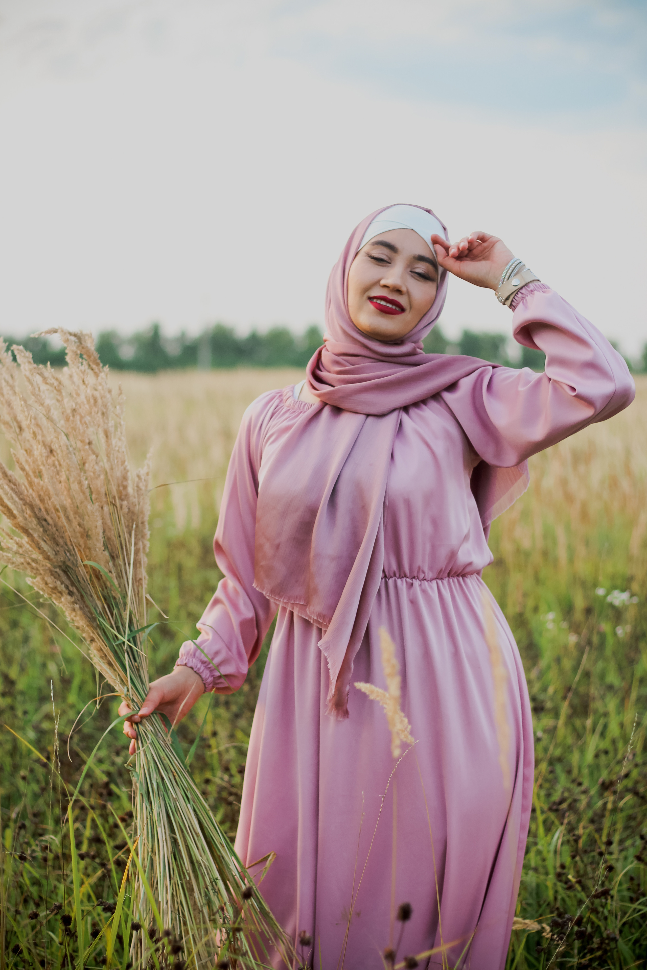 Гульназ с кроликом. Фотограф Сарбиназ Мустафина в Казани