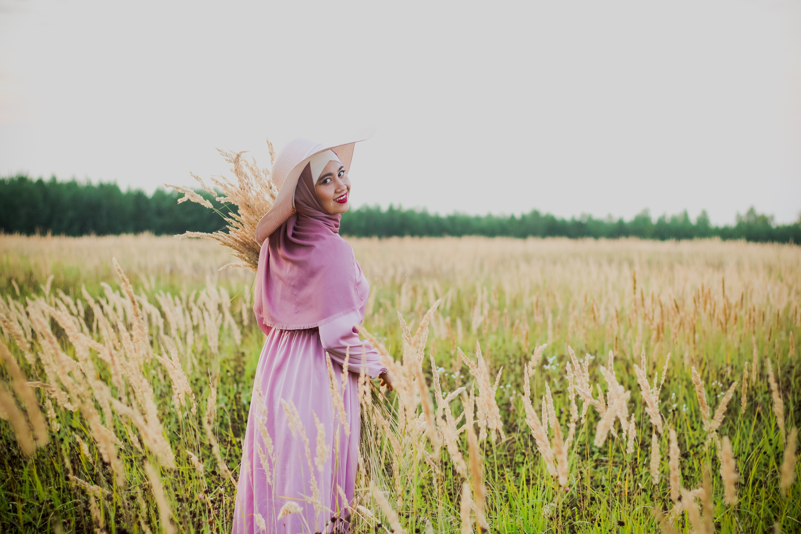 Гульназ с кроликом. Фотограф Сарбиназ Мустафина в Казани