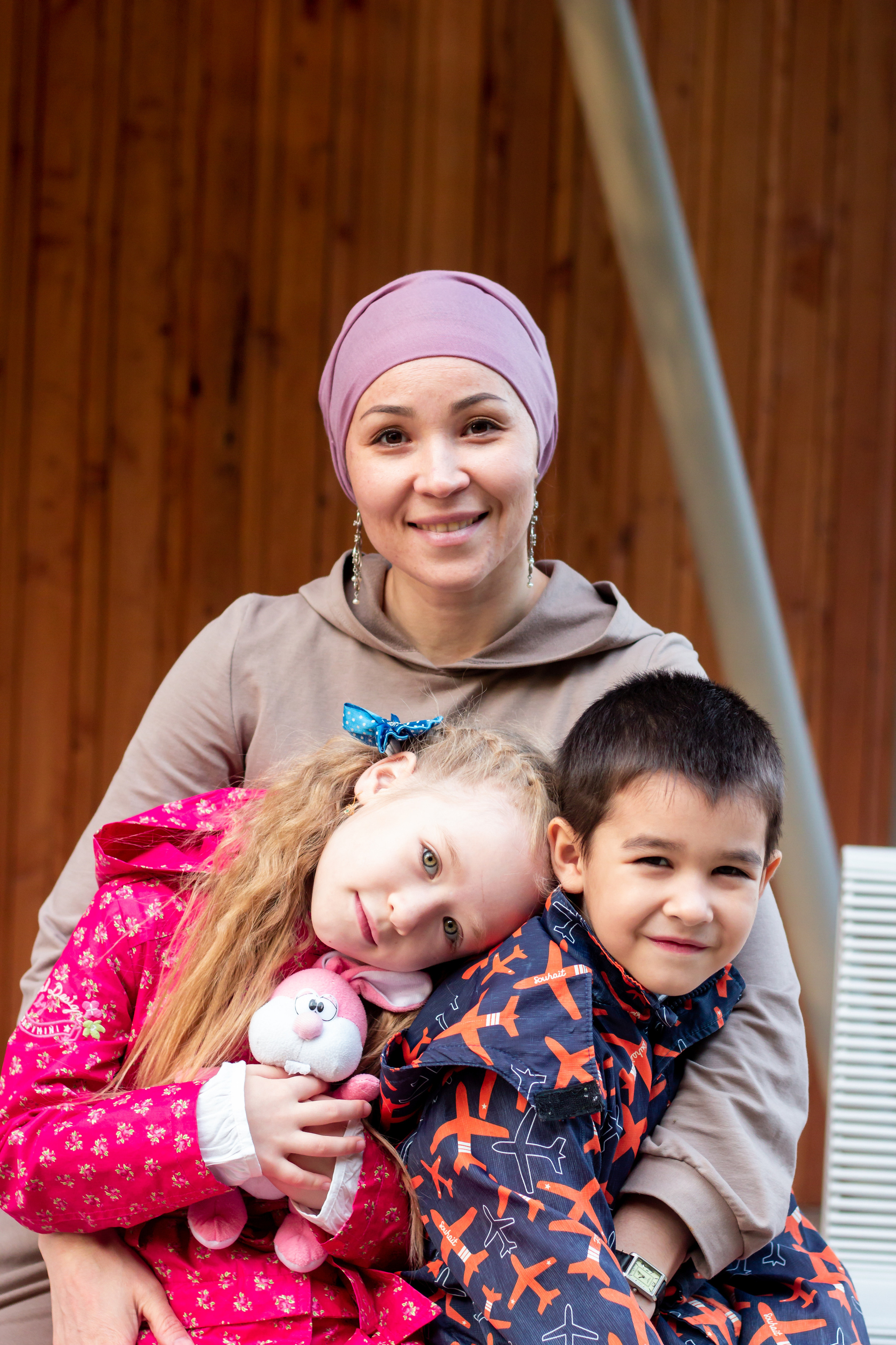 Нурия с семьей. Фотограф Сарбиназ Мустафина в Казани