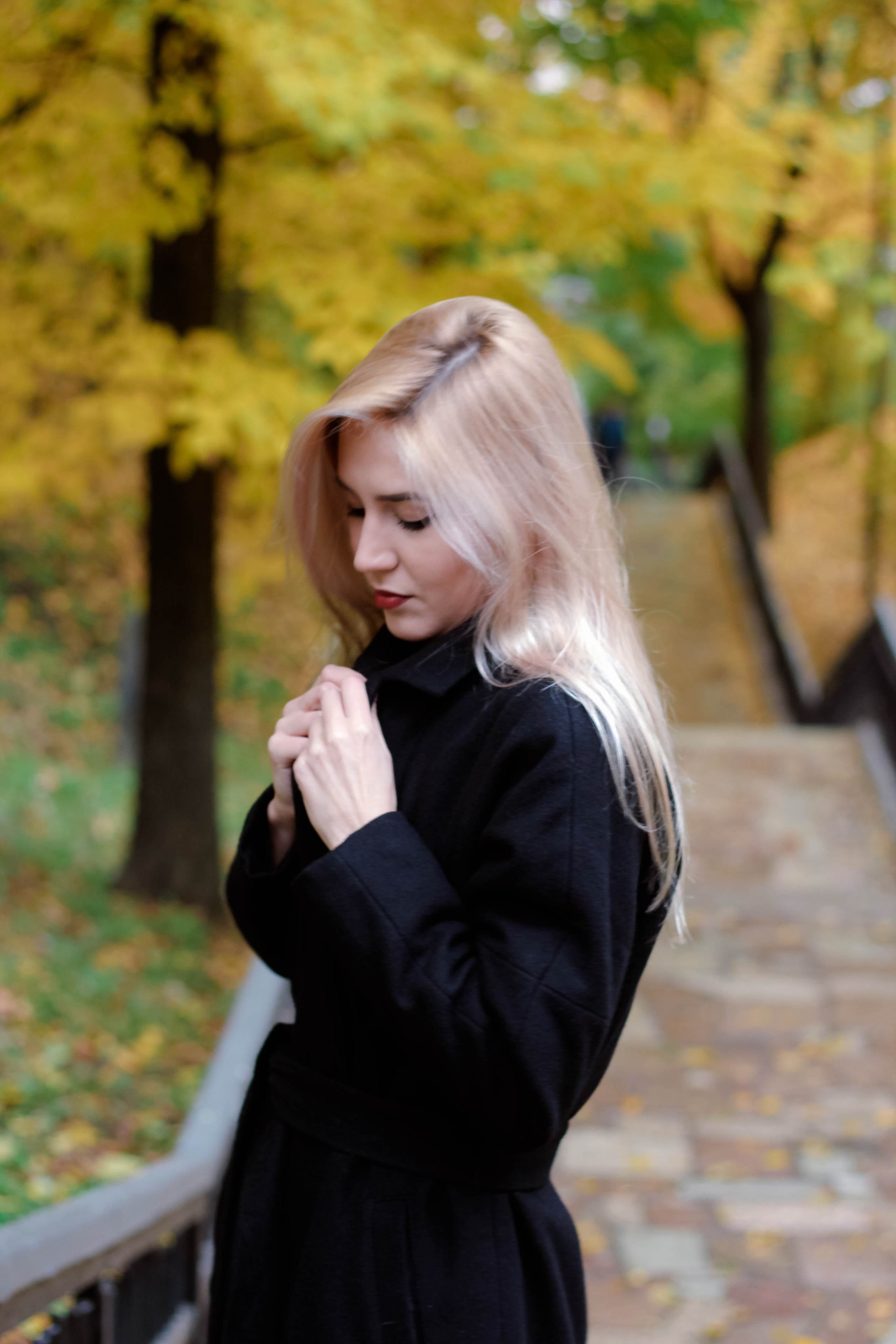 Зухра в осеннем парке. Фотограф Сарбиназ Мустафина в Казани