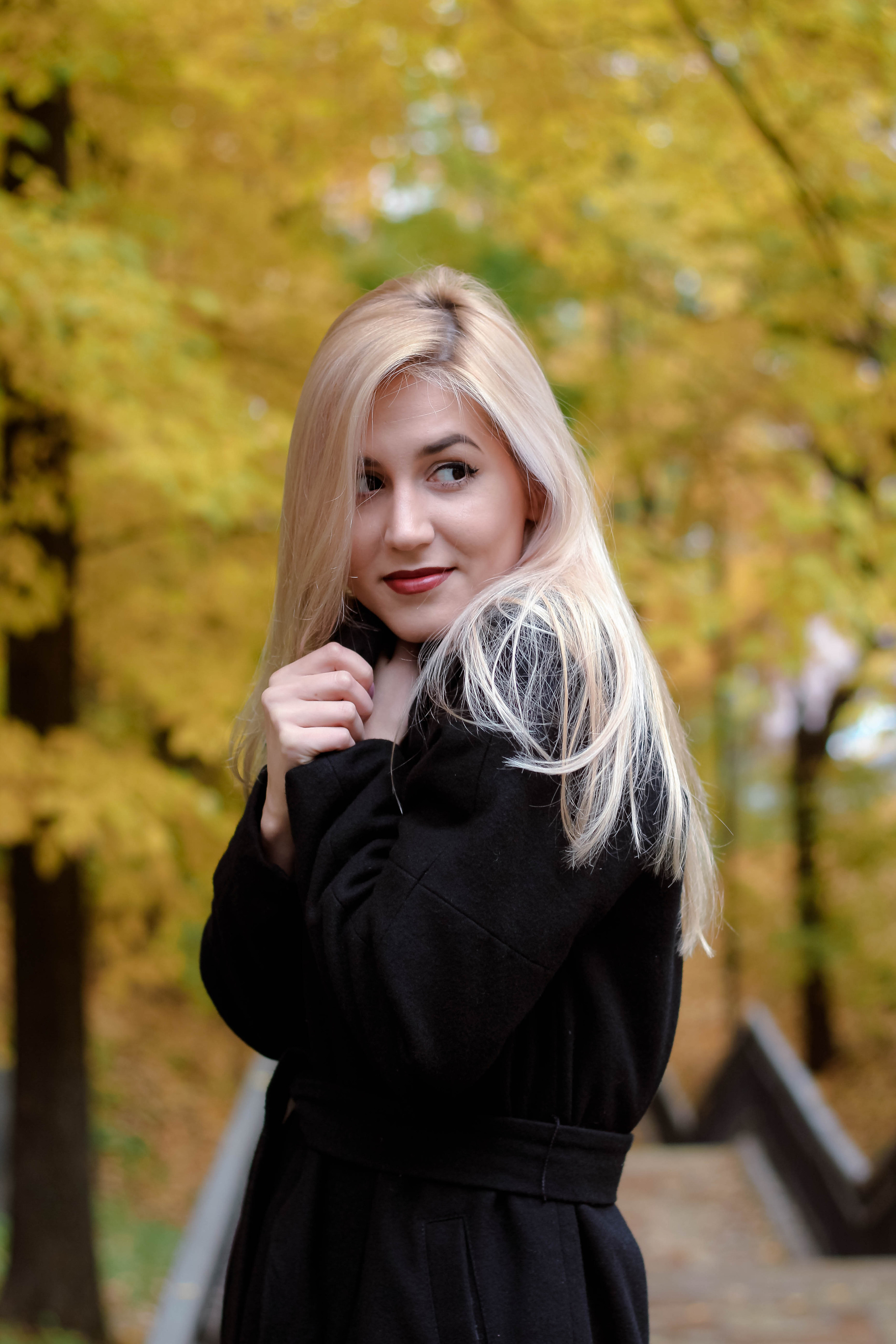 Зухра в осеннем парке. Фотограф Сарбиназ Мустафина в Казани