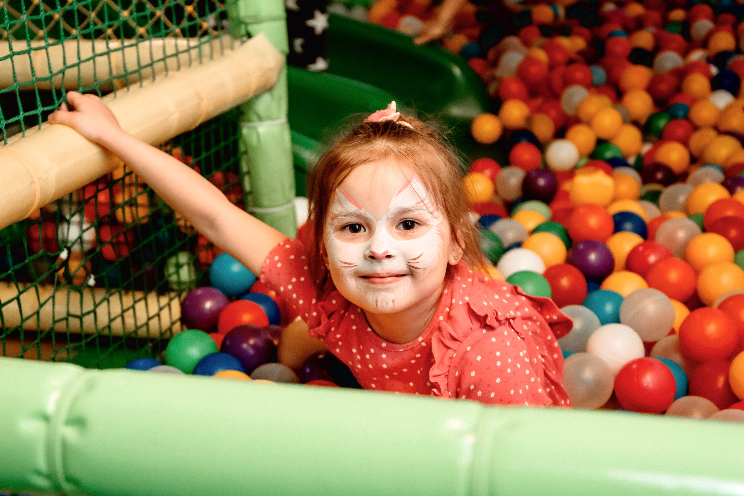 РЕПОРТАЖНАЯ детская. Фотограф крещений, семейный фотограф Приходько Ксения