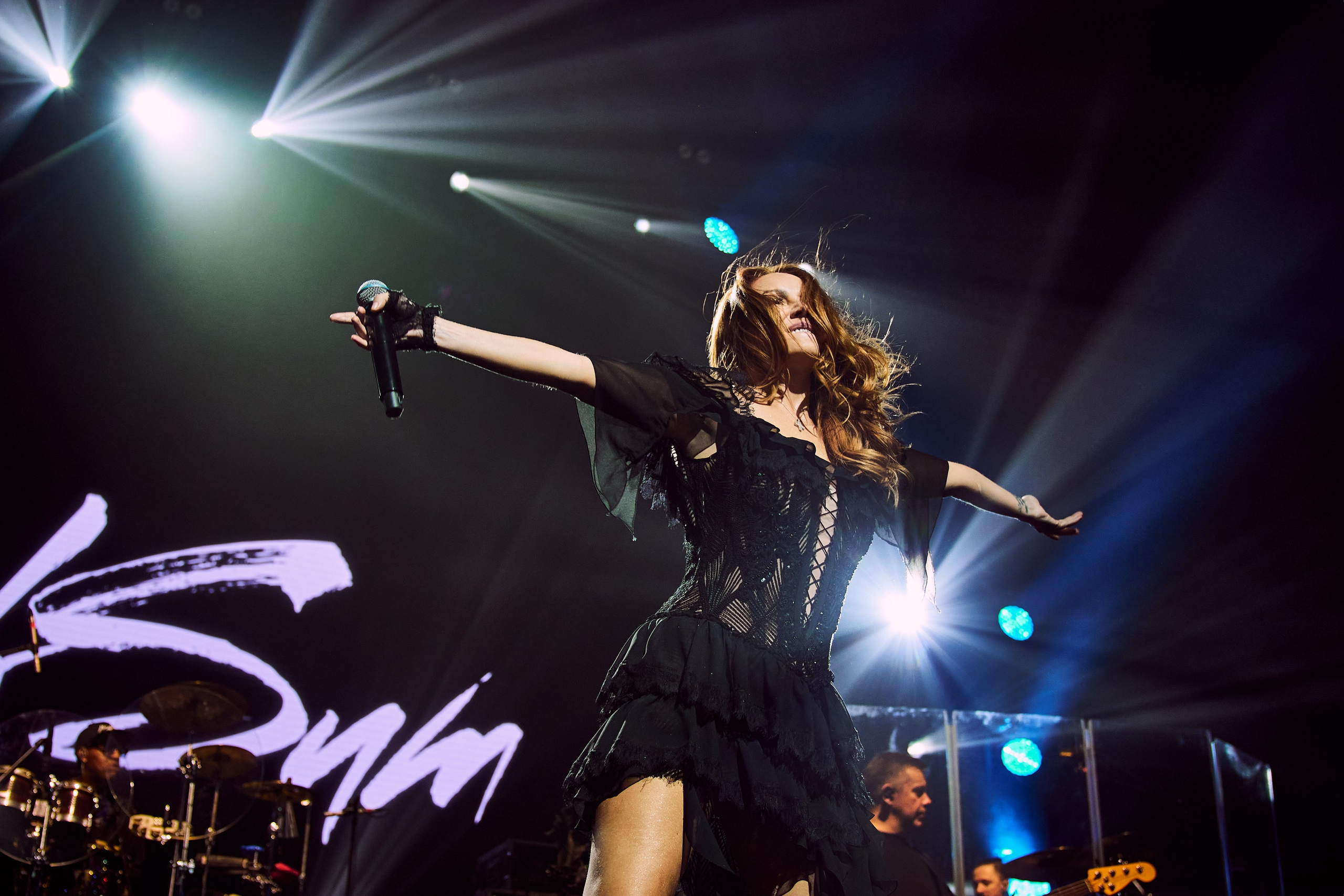 МАКСИМ & TELECLUB. Yekaterinburg, Sochi, Istanbul, Tiflis-Bshari Zaana’da fotoğrafçı