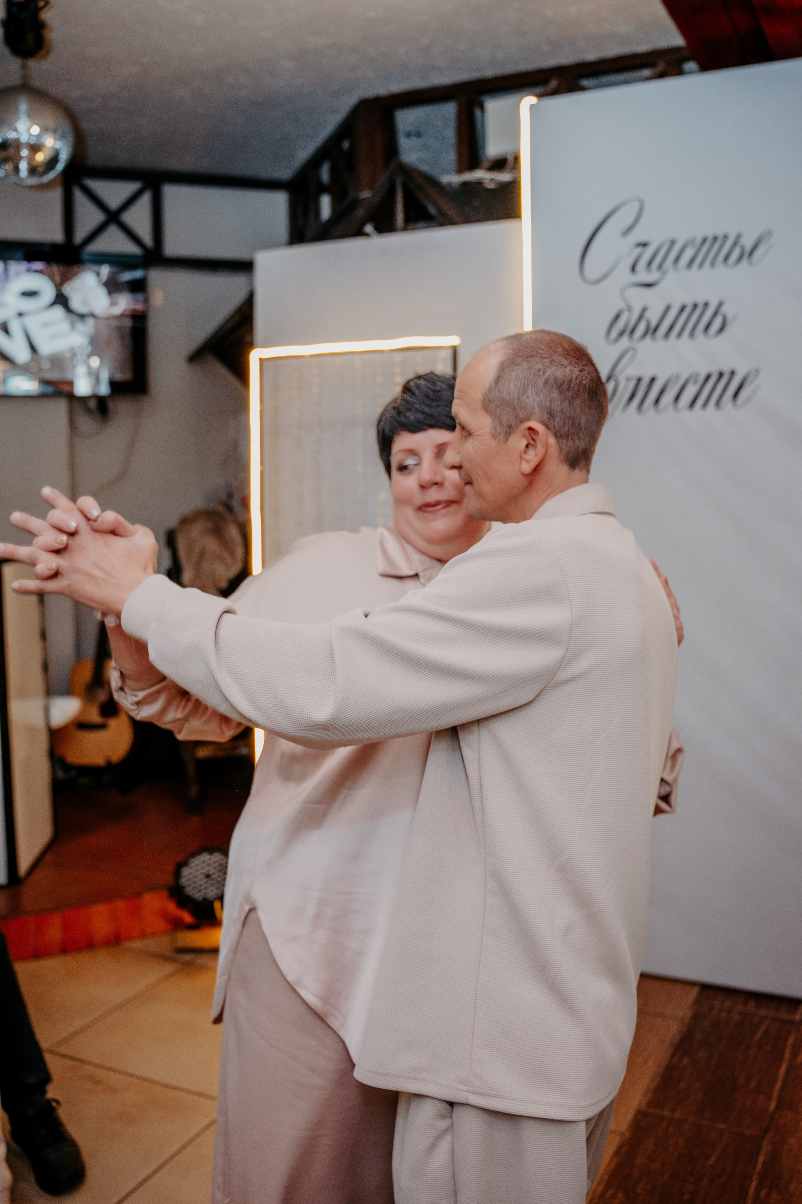 Полный свадебный день. Фотограф, видеограф и пилот дрона на Байкале