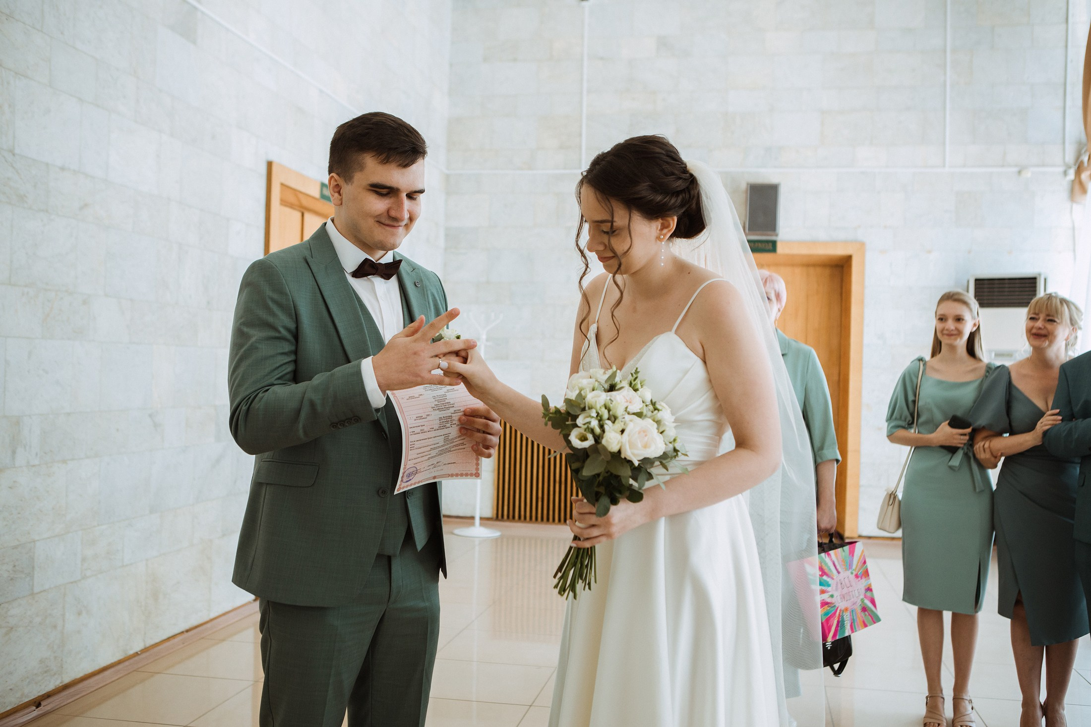 Николай и Анна. Фотографы в городе Волгограде — Людмила Агеева и Алексей Околелов