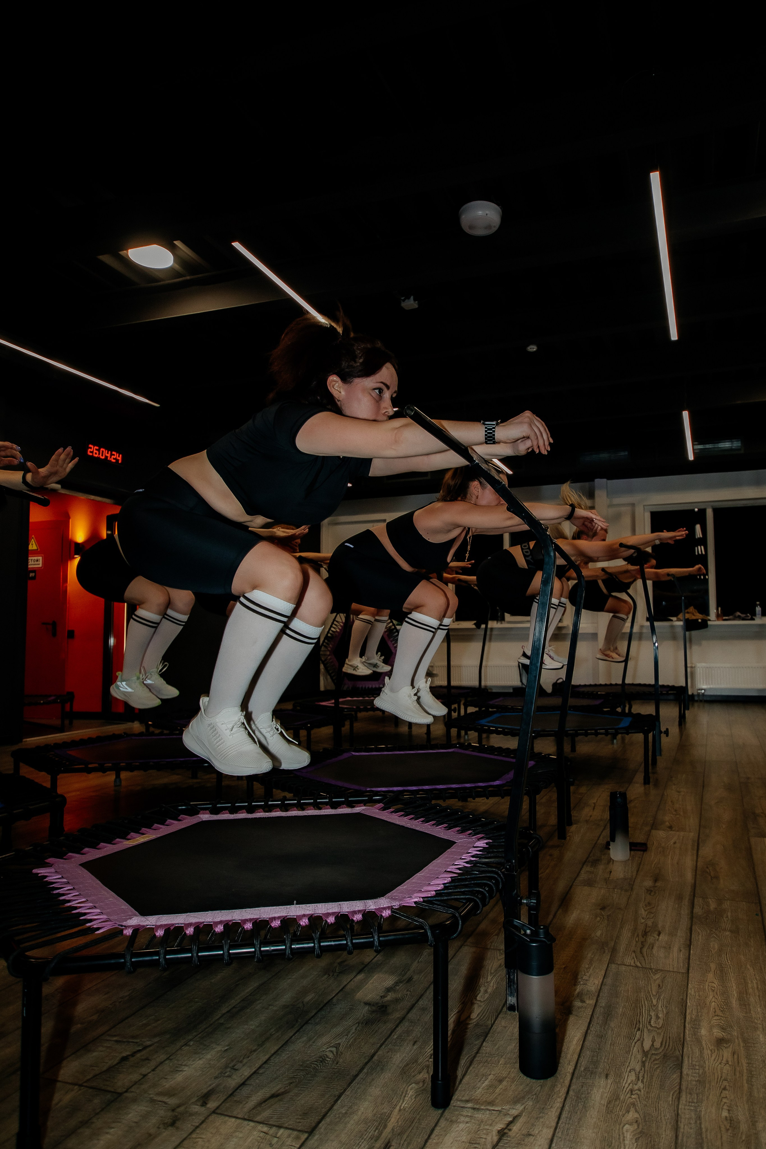 Съемки тренировок для сети студий Jumping Fitness. Ирина Тихонова — фотограф для детей и коллективов в Москве