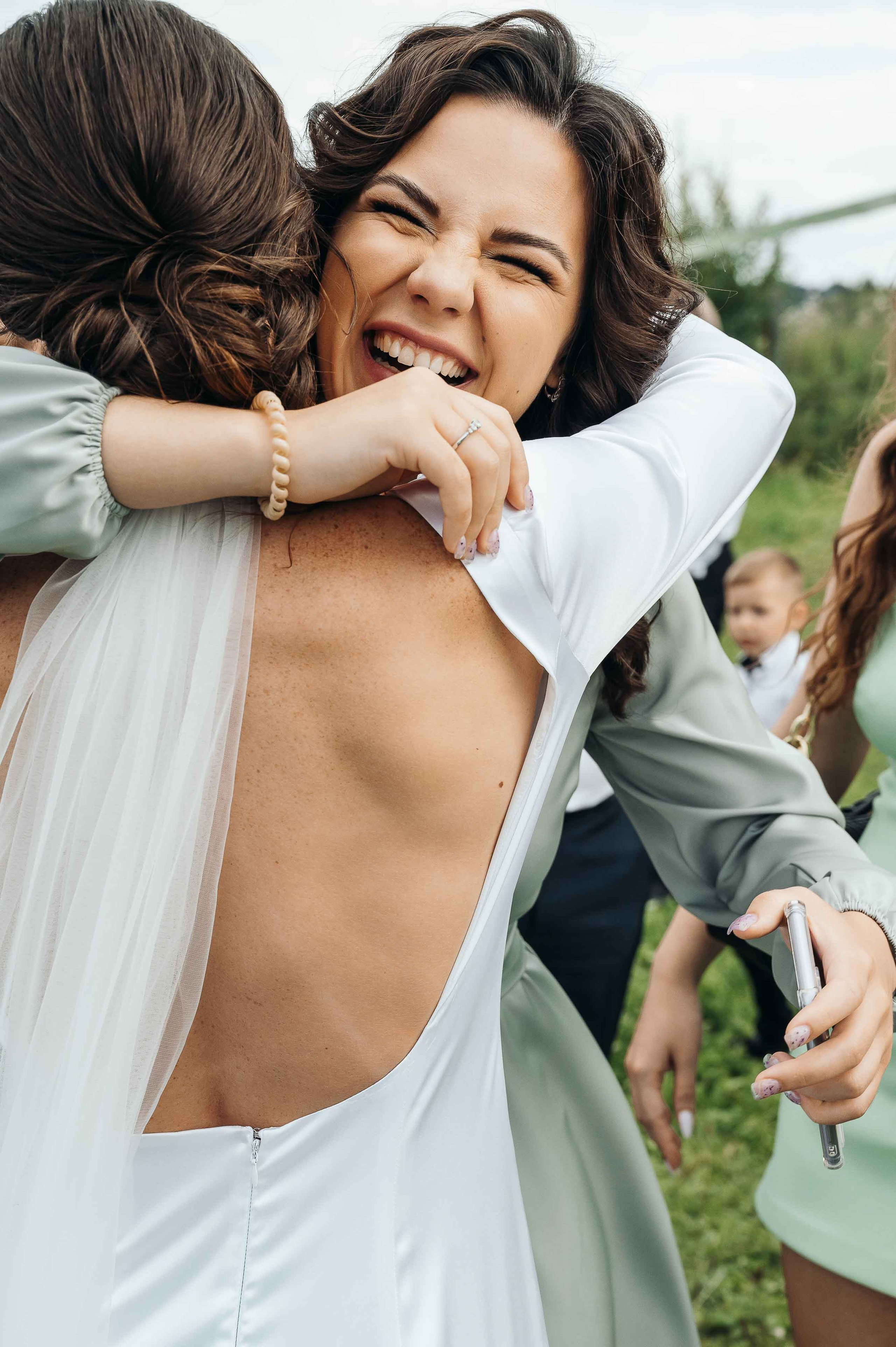 Совместные сборы в отеле. Свадебный и семейный фотограф в Котласе Никита Попов