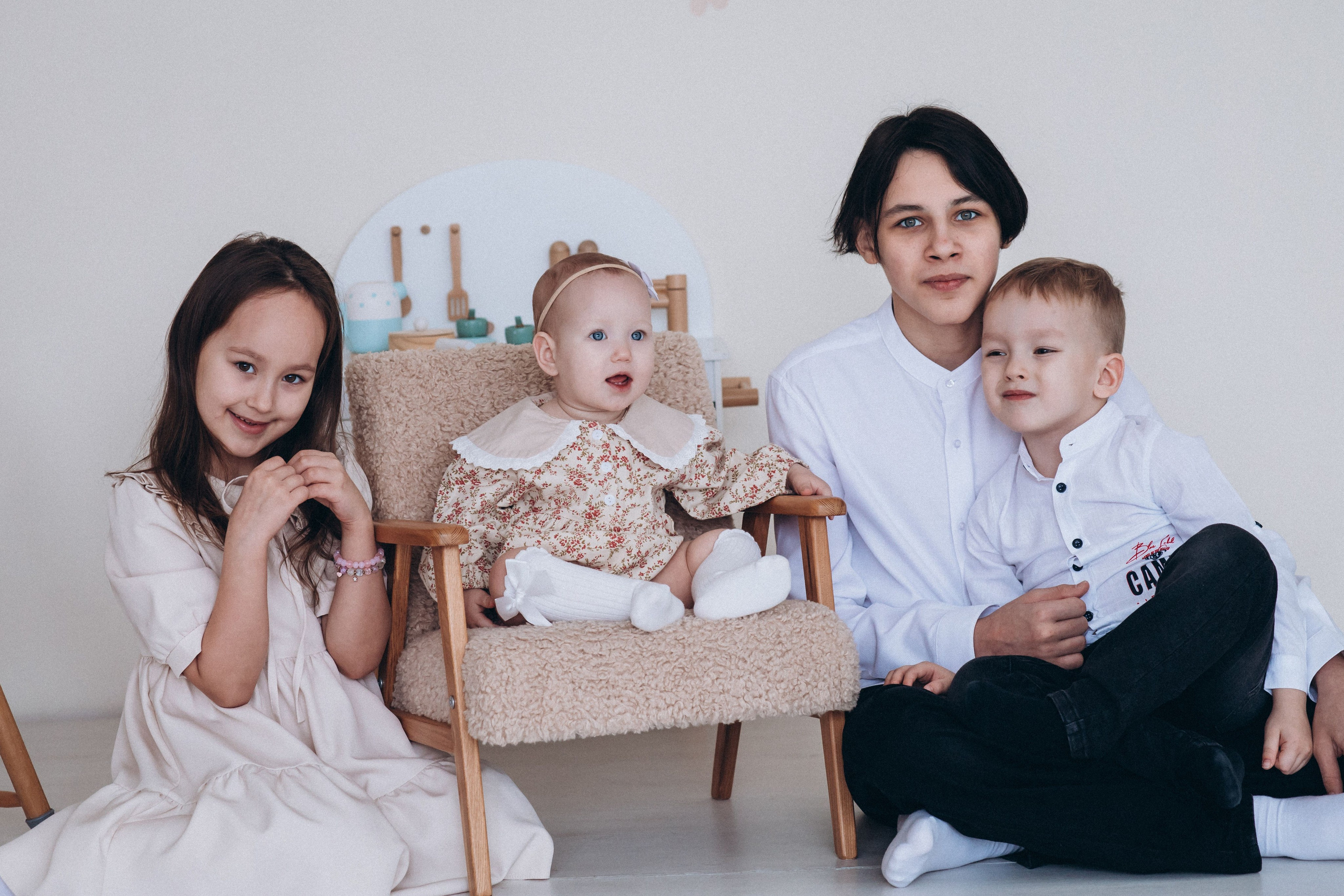 Семья Чесноковых. Семейный фотограф Нижневартовск Тюмень Ефимова Ирина