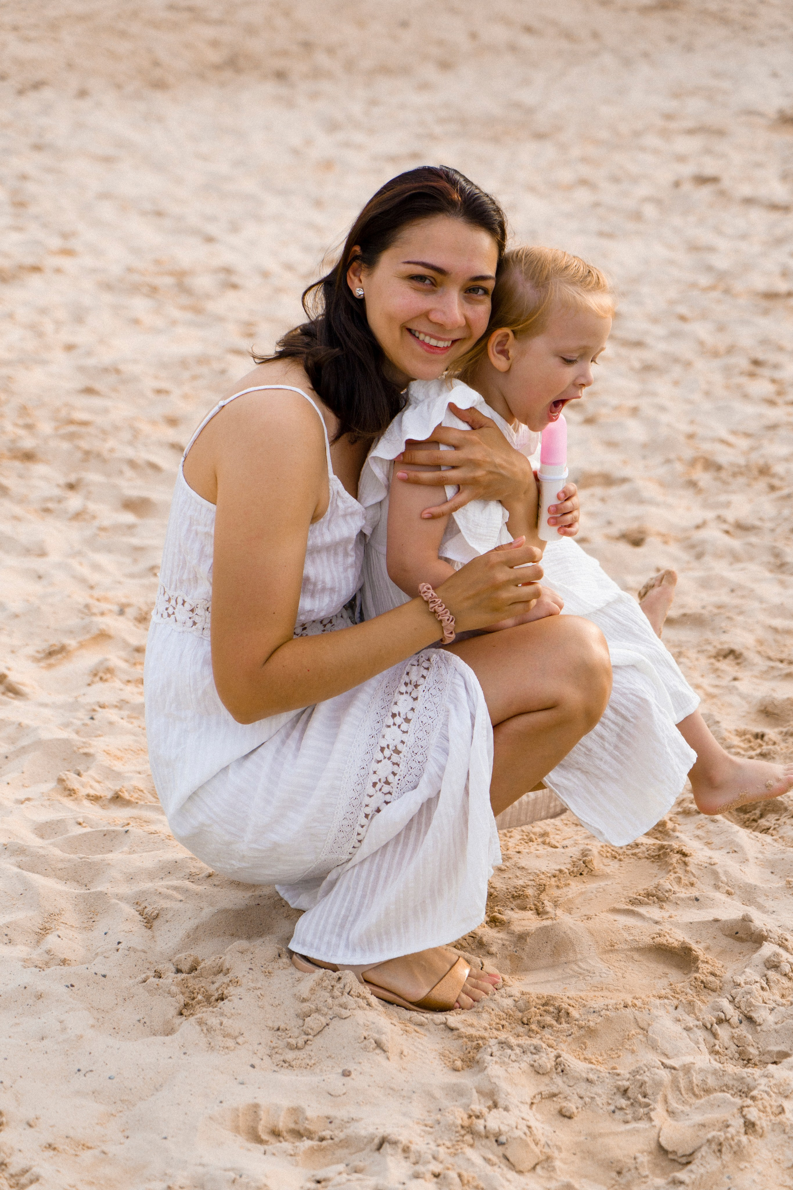 Семейная фотосессия для мамы с дочкой в Санкт-Петербурге на озере. Светлана Гопанюк. Портретный фотограф. Санкт-Петербург. СПб