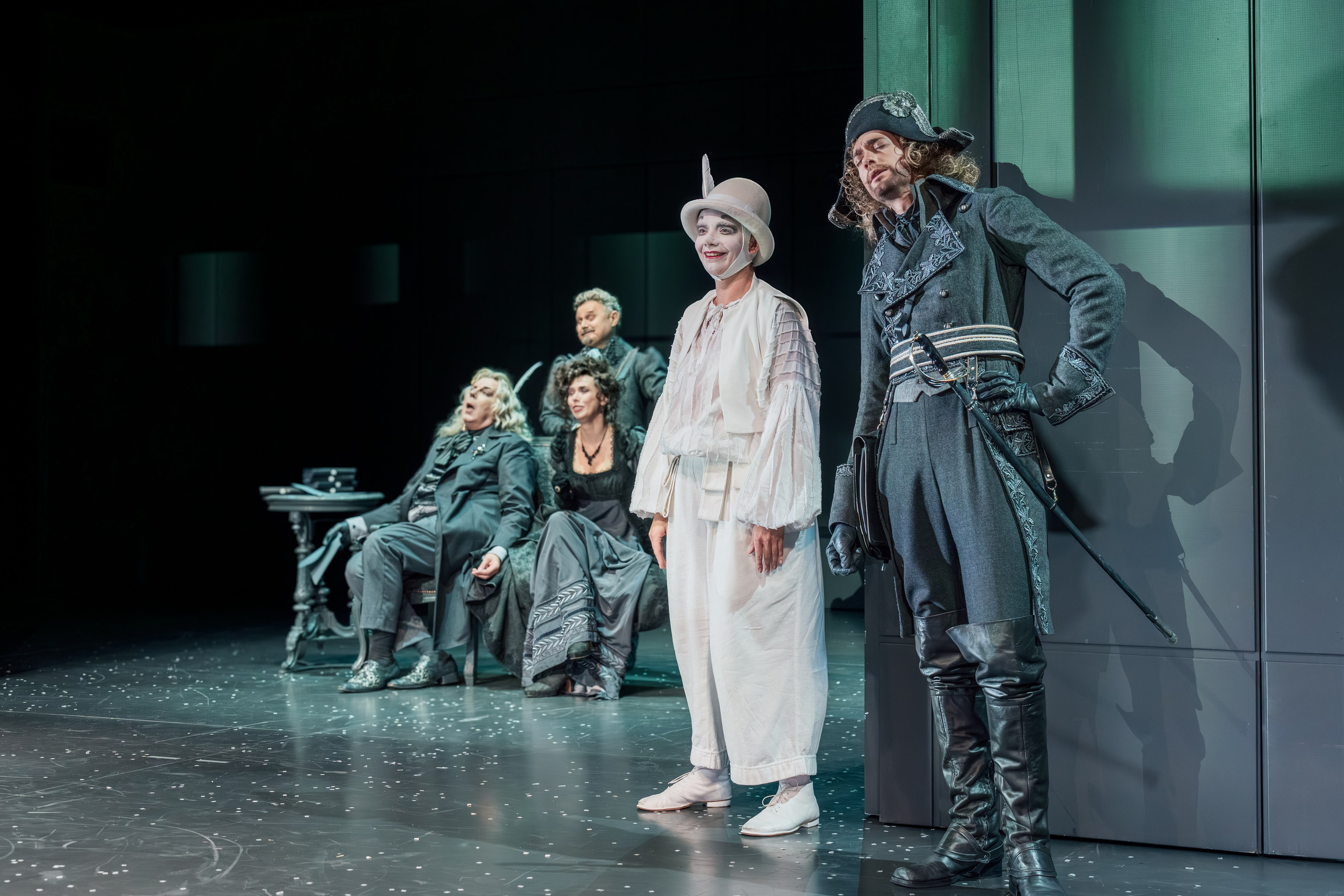 Театр Вахтангова: Пуф, или ложь и истина. Сайт фотографа Сергея Абрамова