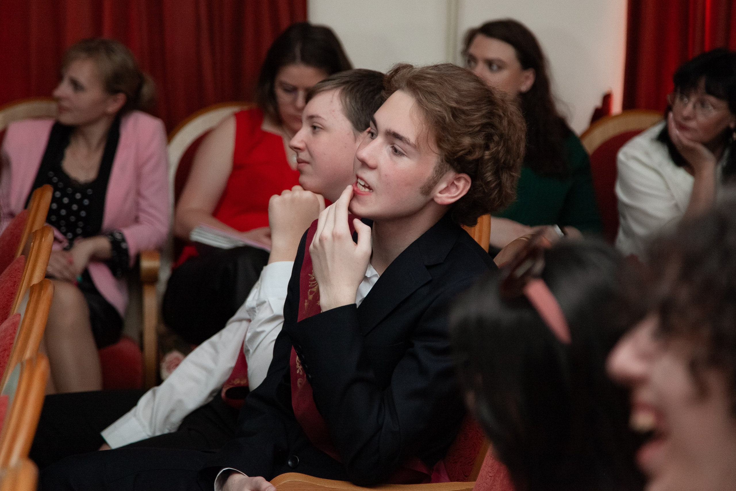 Выпускной 9 класса. Фотограф Перминов Никита СПБ