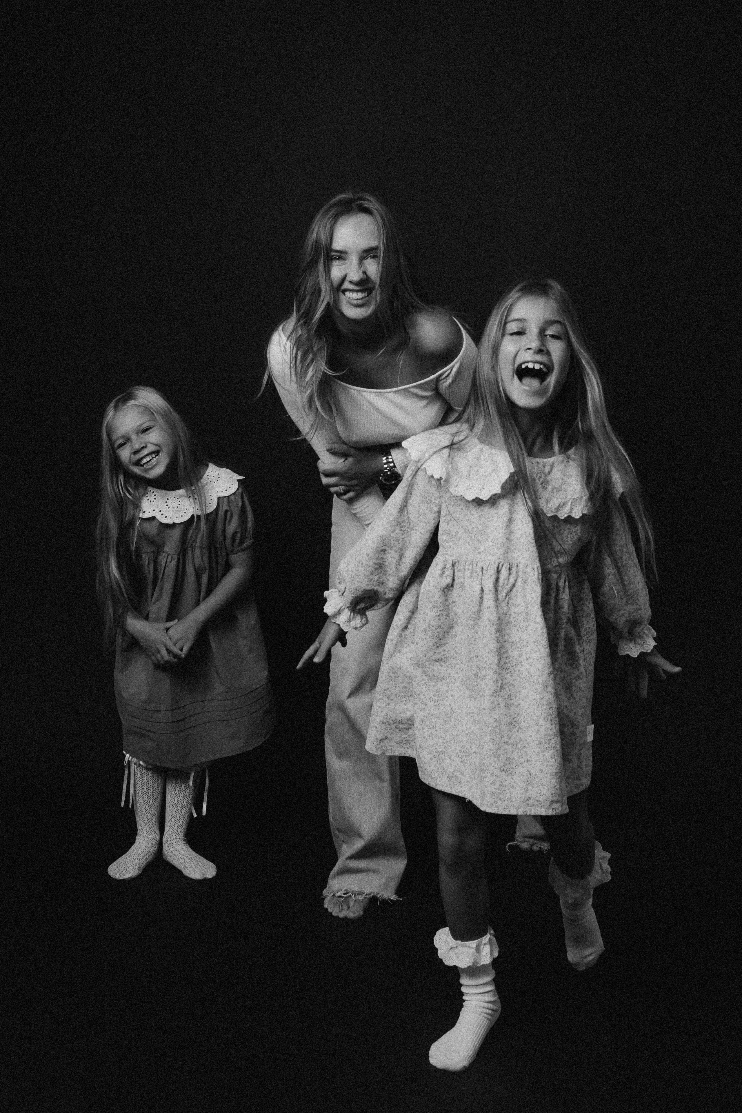 Фотостудия в Самаре. Фотостудия без фотографа. Автопортретная Самара