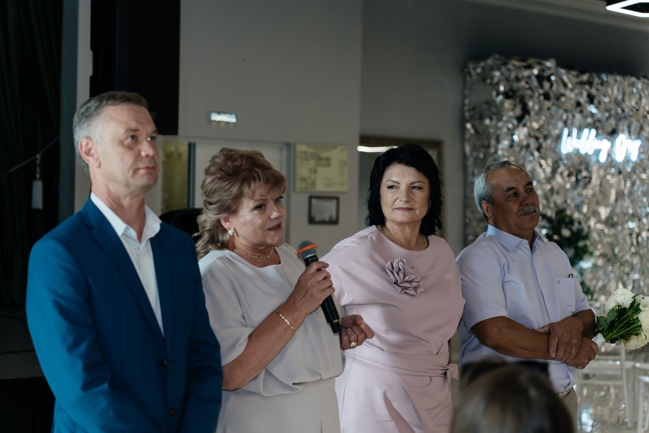 В отели. Для тех, кто не ждёт удачи, а создаёт её. Каждая фотосессия — это твой момент, твой стиль, твой успех. 📸