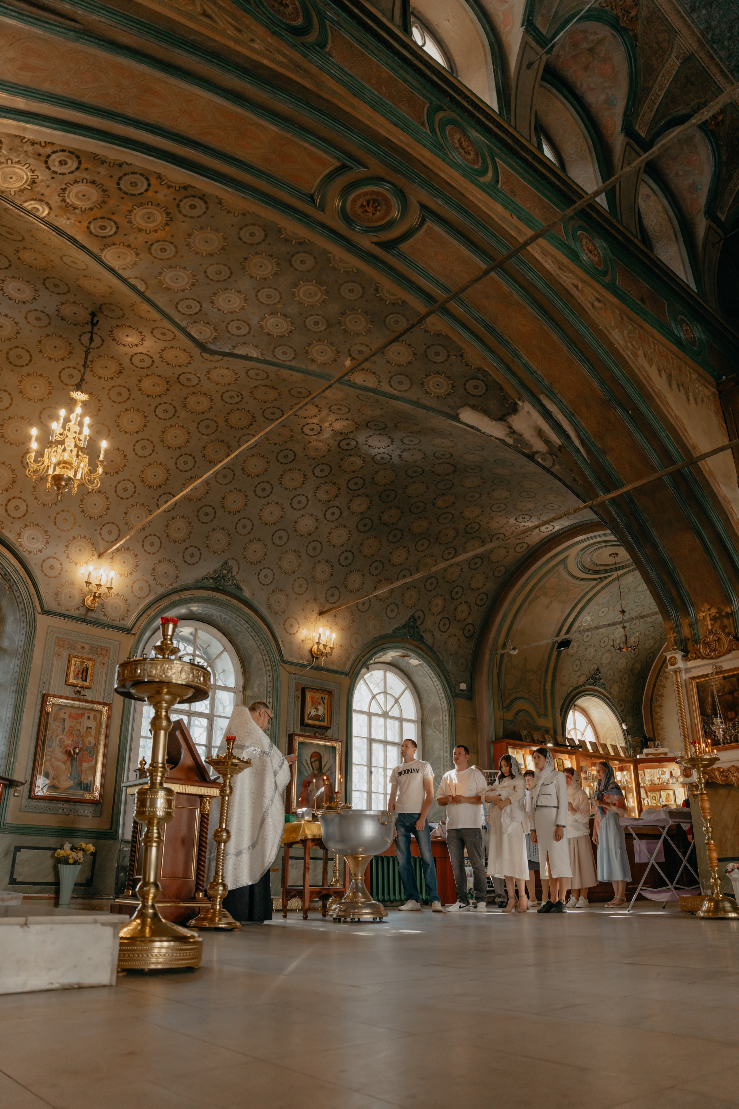 Таинство крещения Артема в соборе Ионна Предтечи