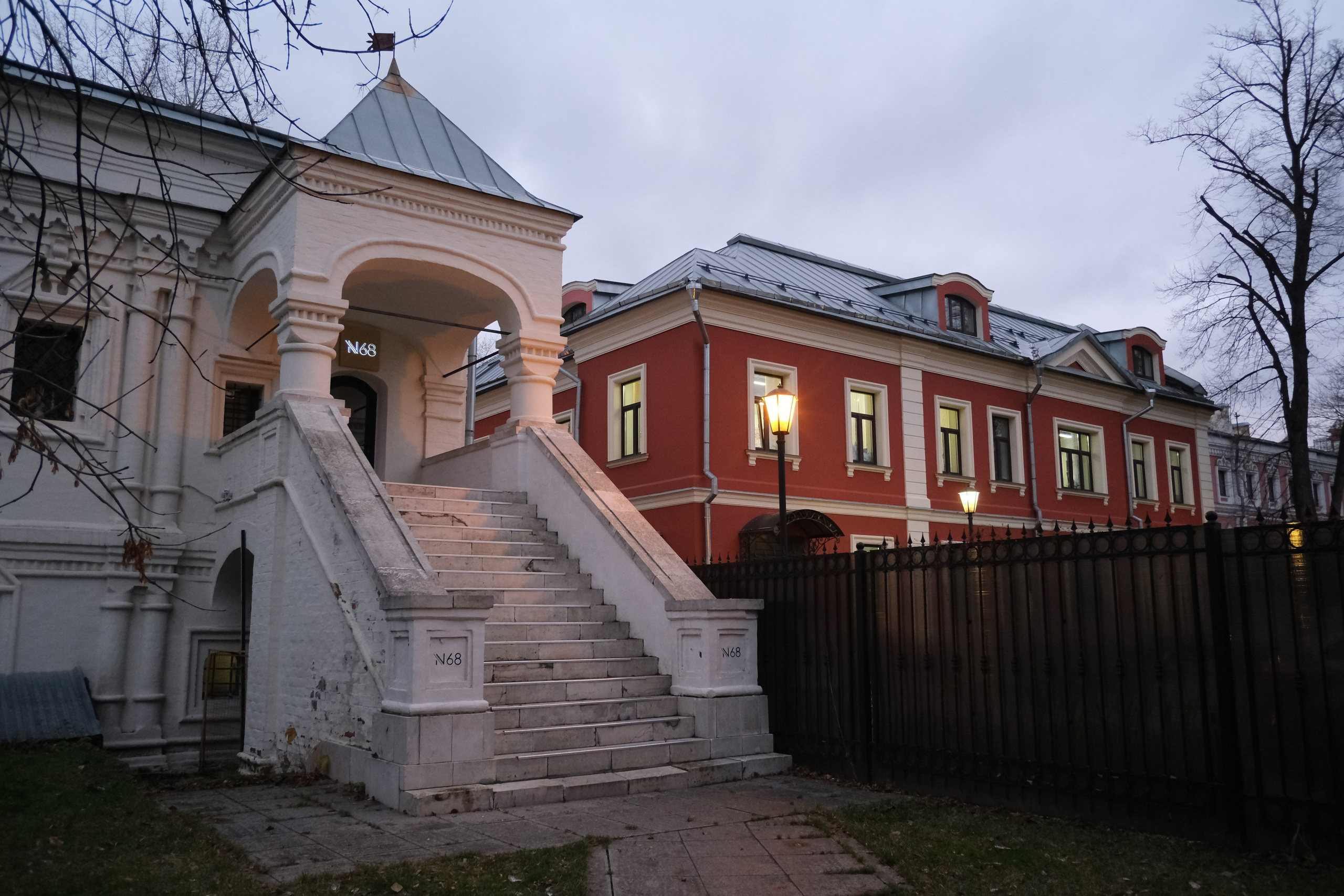 Улица, люди, жизнь…