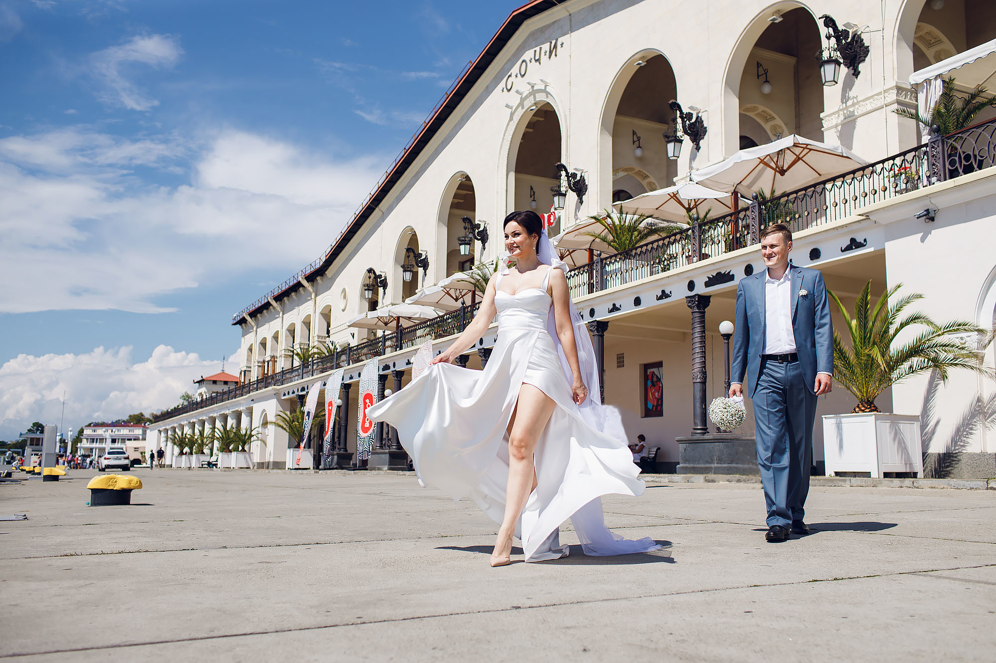 Свадебная прогулка в Сочи. Свадебный фотограф Краснодар, Сочи, Геленджик, Анапа, Ростов