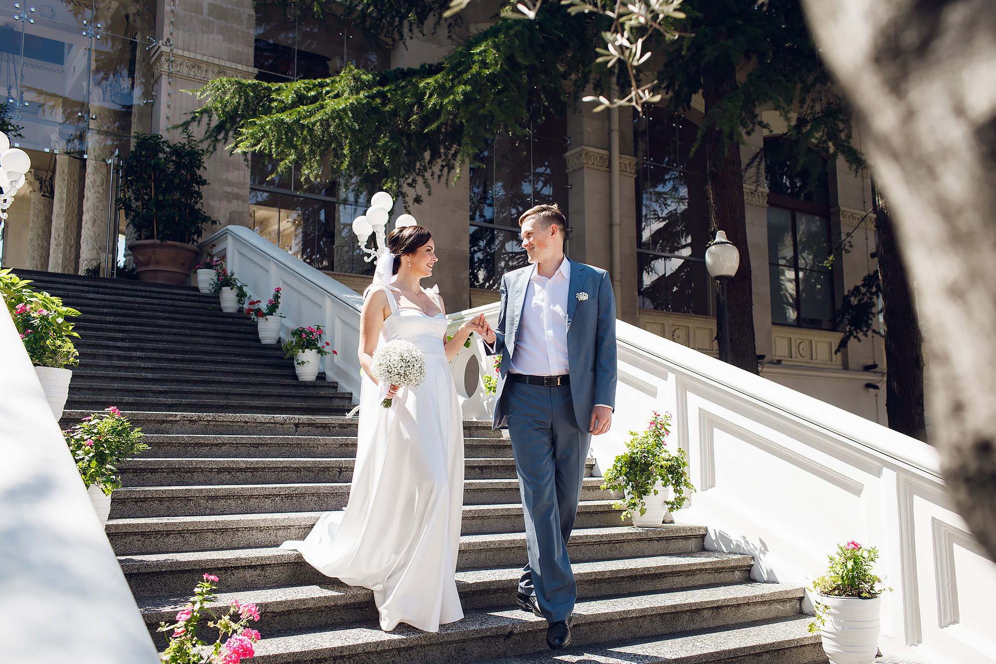 Свадебная прогулка в Сочи. Свадебный фотограф Краснодар, Сочи, Геленджик, Анапа, Ростов