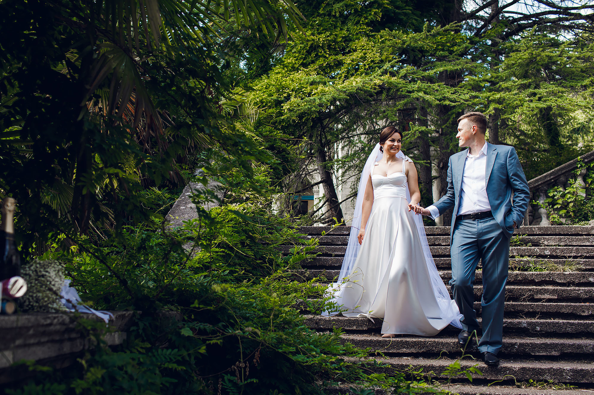 Свадебная прогулка в Сочи. Свадебный фотограф Краснодар, Сочи, Геленджик, Анапа, Ростов