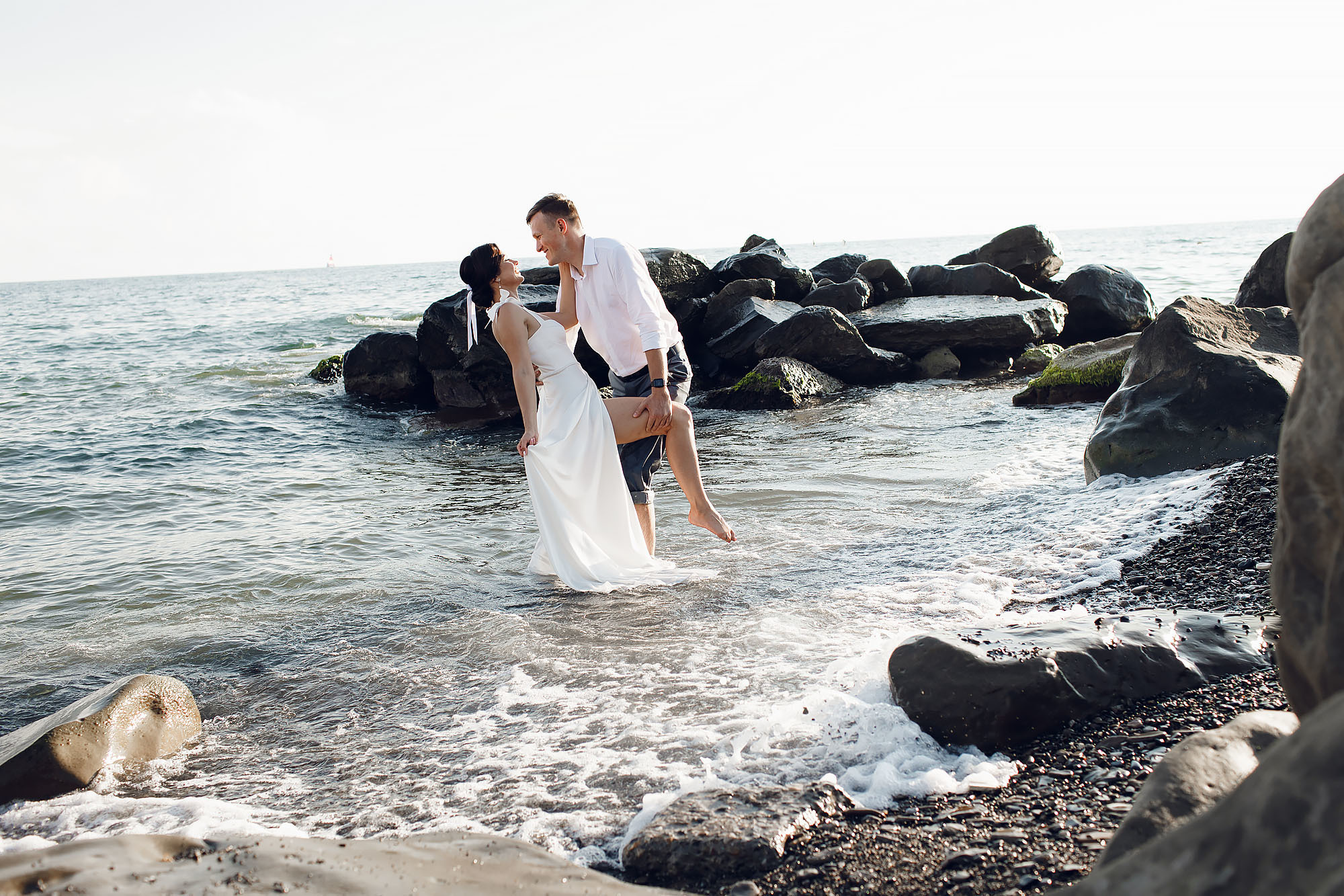 Свадебная прогулка в Сочи. Свадебный фотограф Краснодар, Сочи, Геленджик, Анапа, Ростов