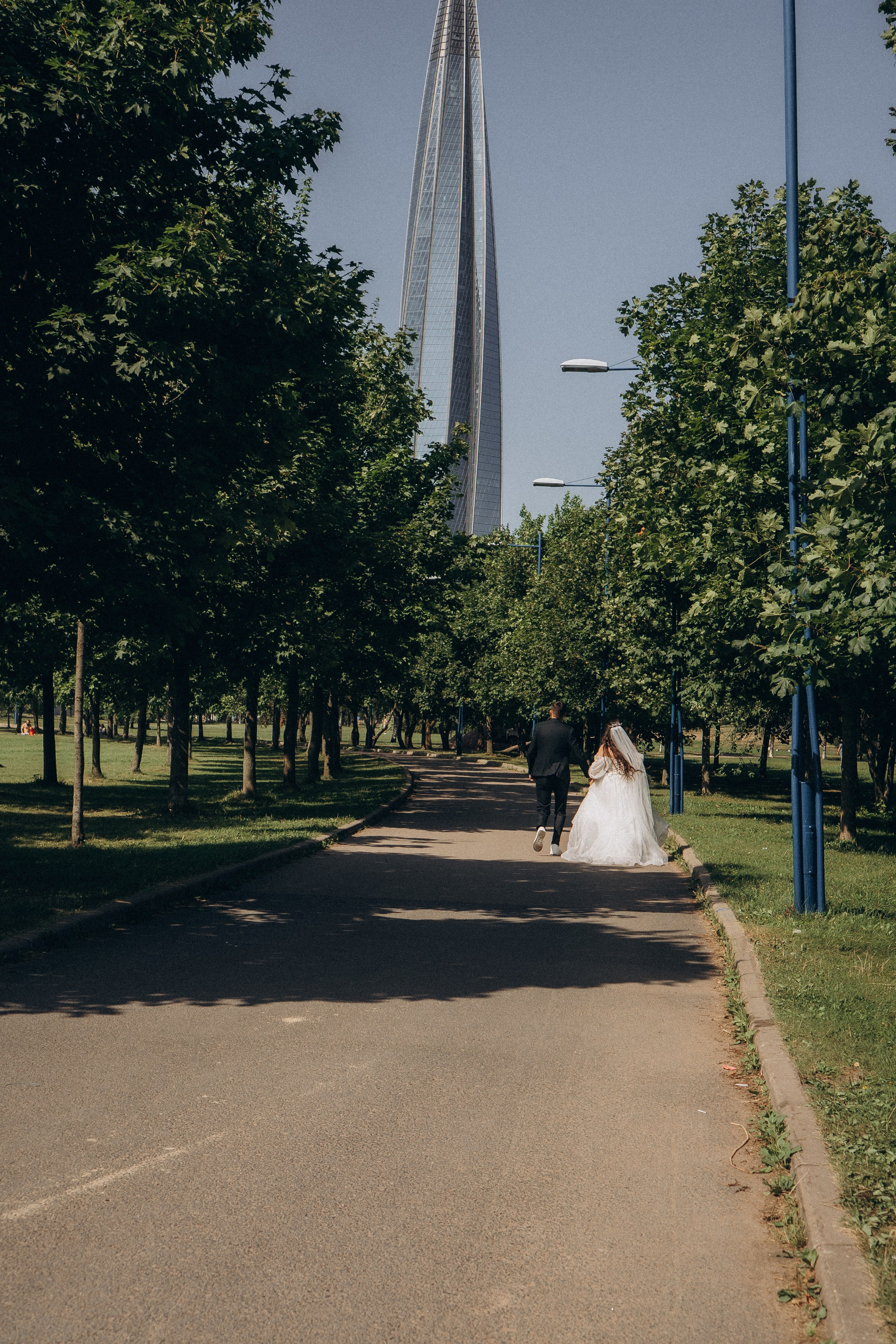 СВАДЕБНАЯ СЬЕМК В ПАРКЕ 300-ЛЕТИЯ. Профессиональный фотограф, Санкт-Петербург — Виктория Богомолова